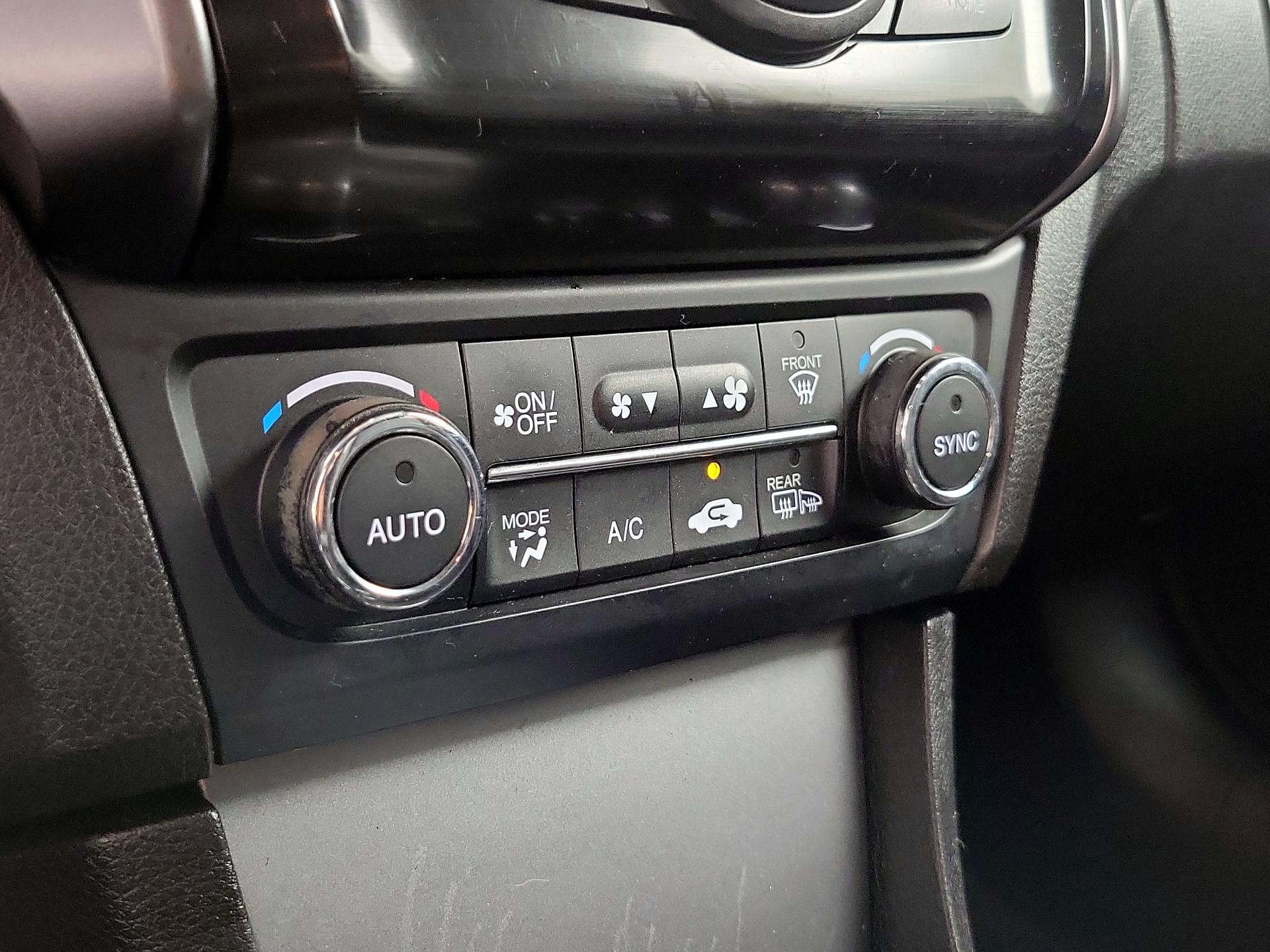 Thumbnail: 2013 Acura ILX - 17