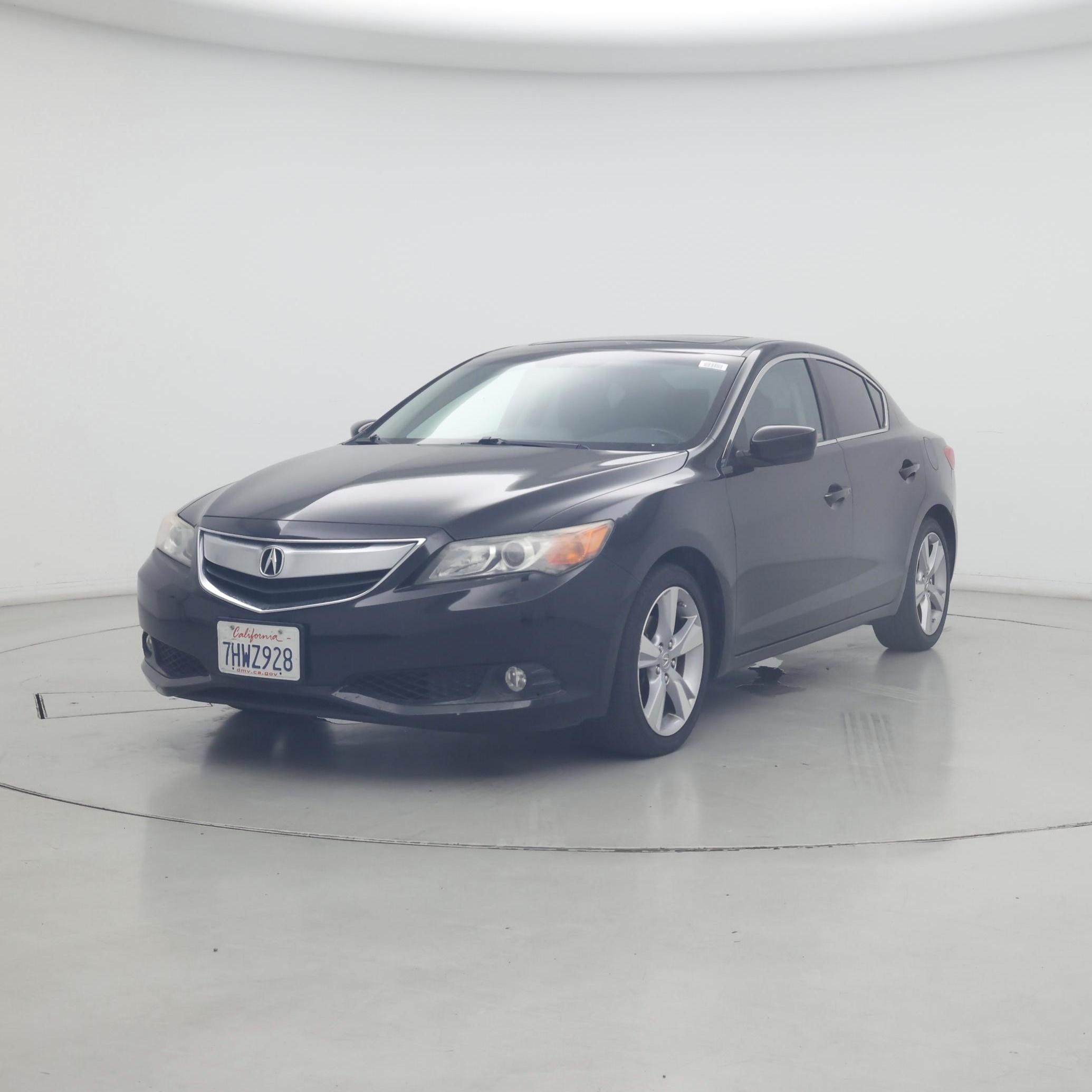 Thumbnail: 2013 Acura ILX - 4