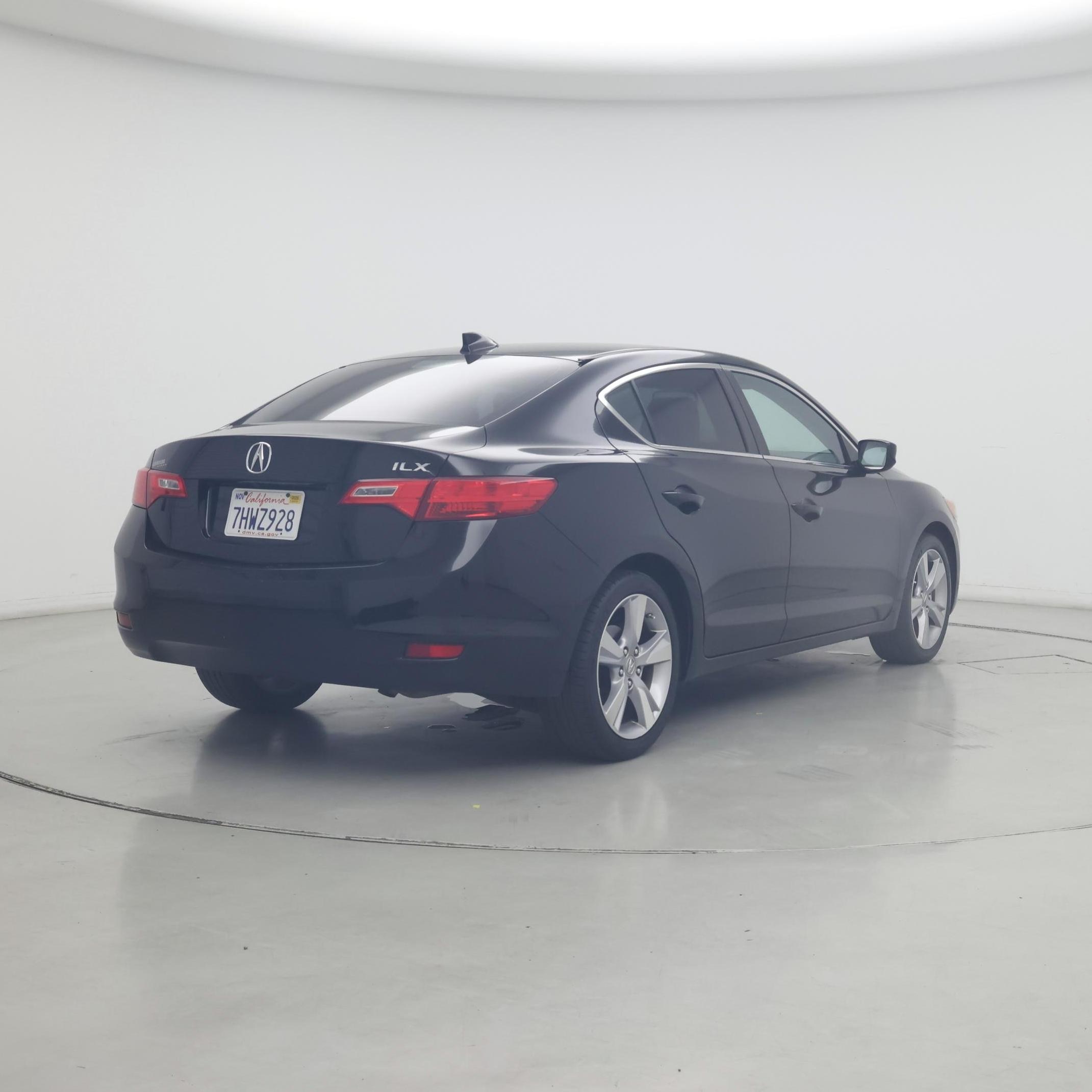 Thumbnail: 2013 Acura ILX - 8