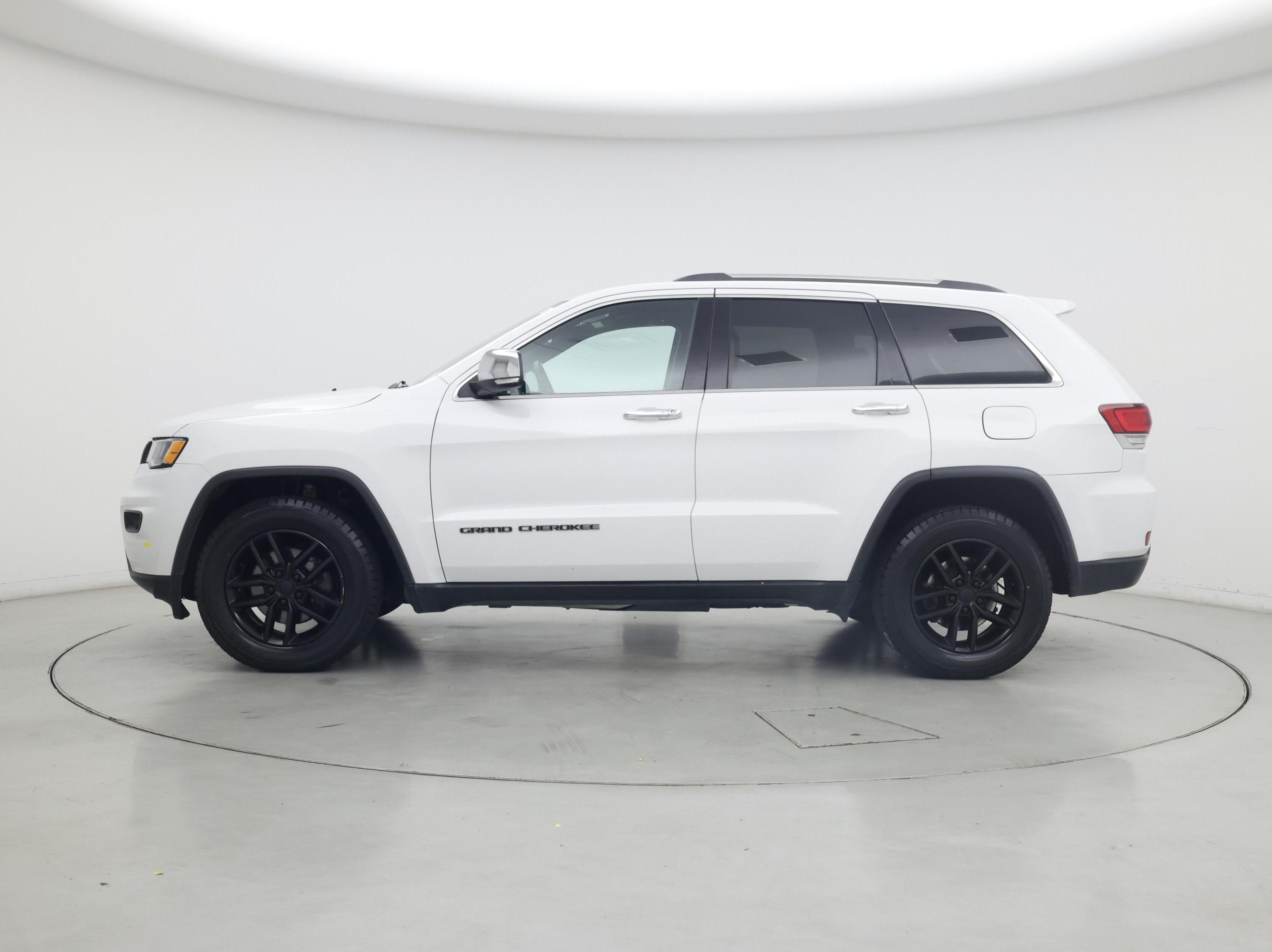 Thumbnail: 2020 Jeep Grand Cherokee - 3