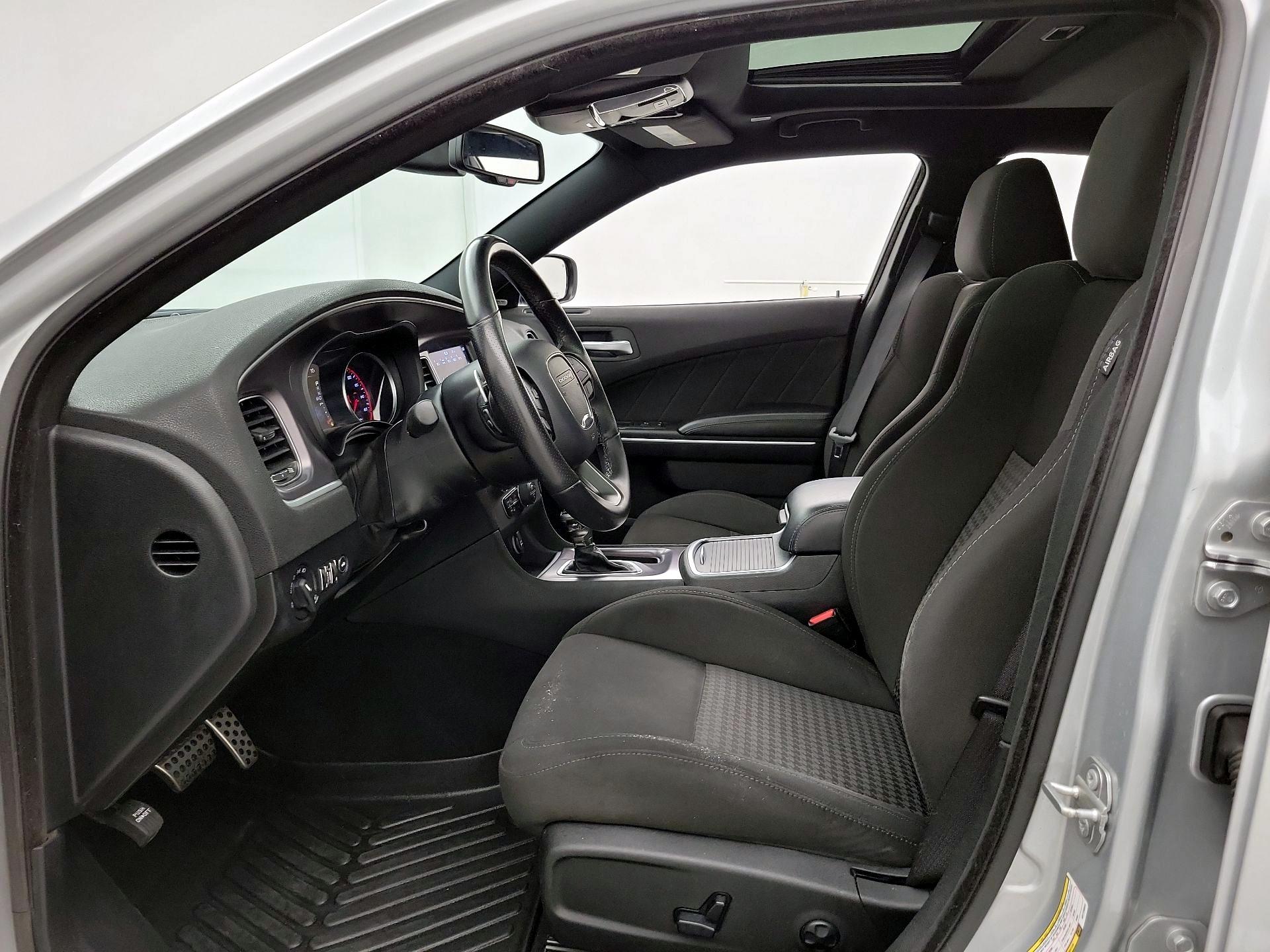 Thumbnail: 2019 Dodge Charger - 11