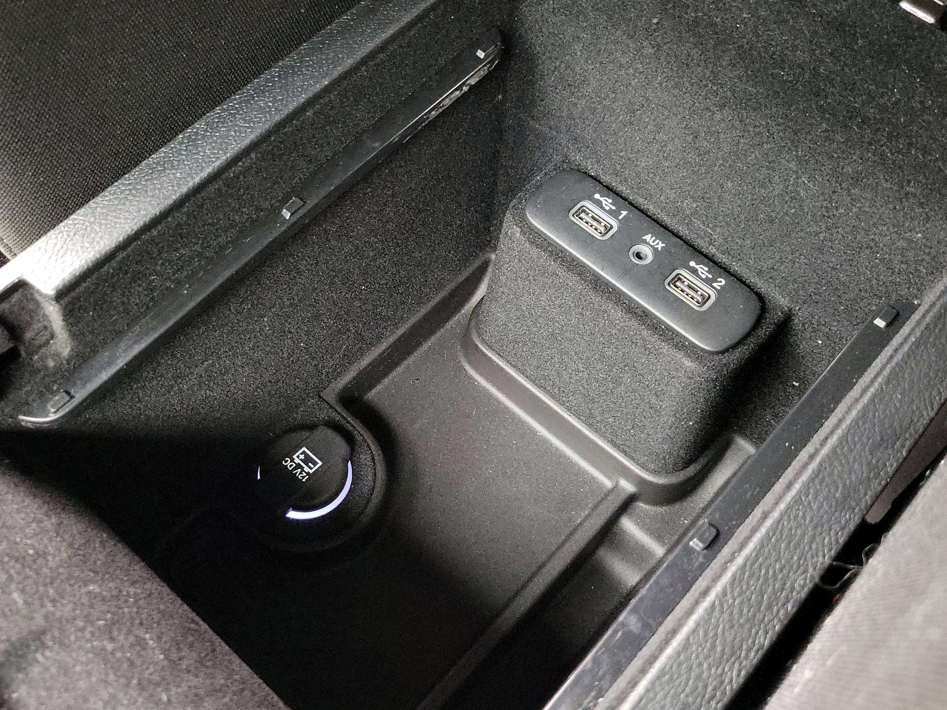 Thumbnail: 2019 Dodge Charger - 18