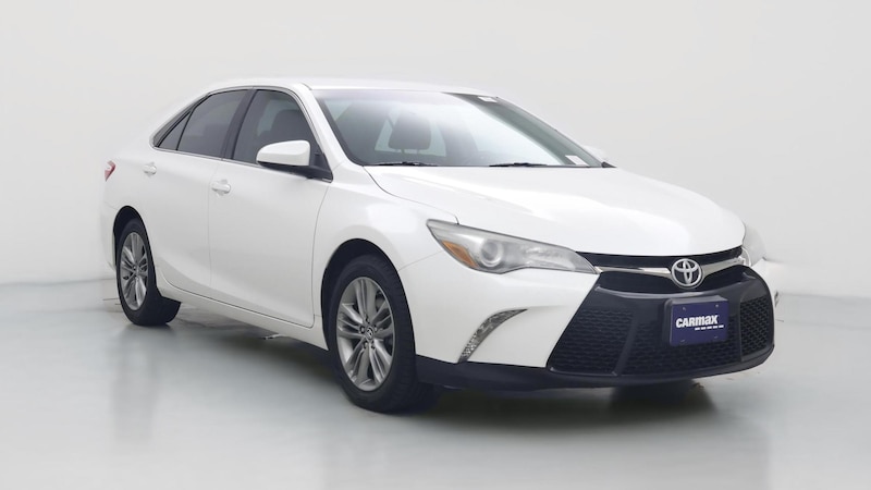 2015 Toyota Camry SE Hero Image