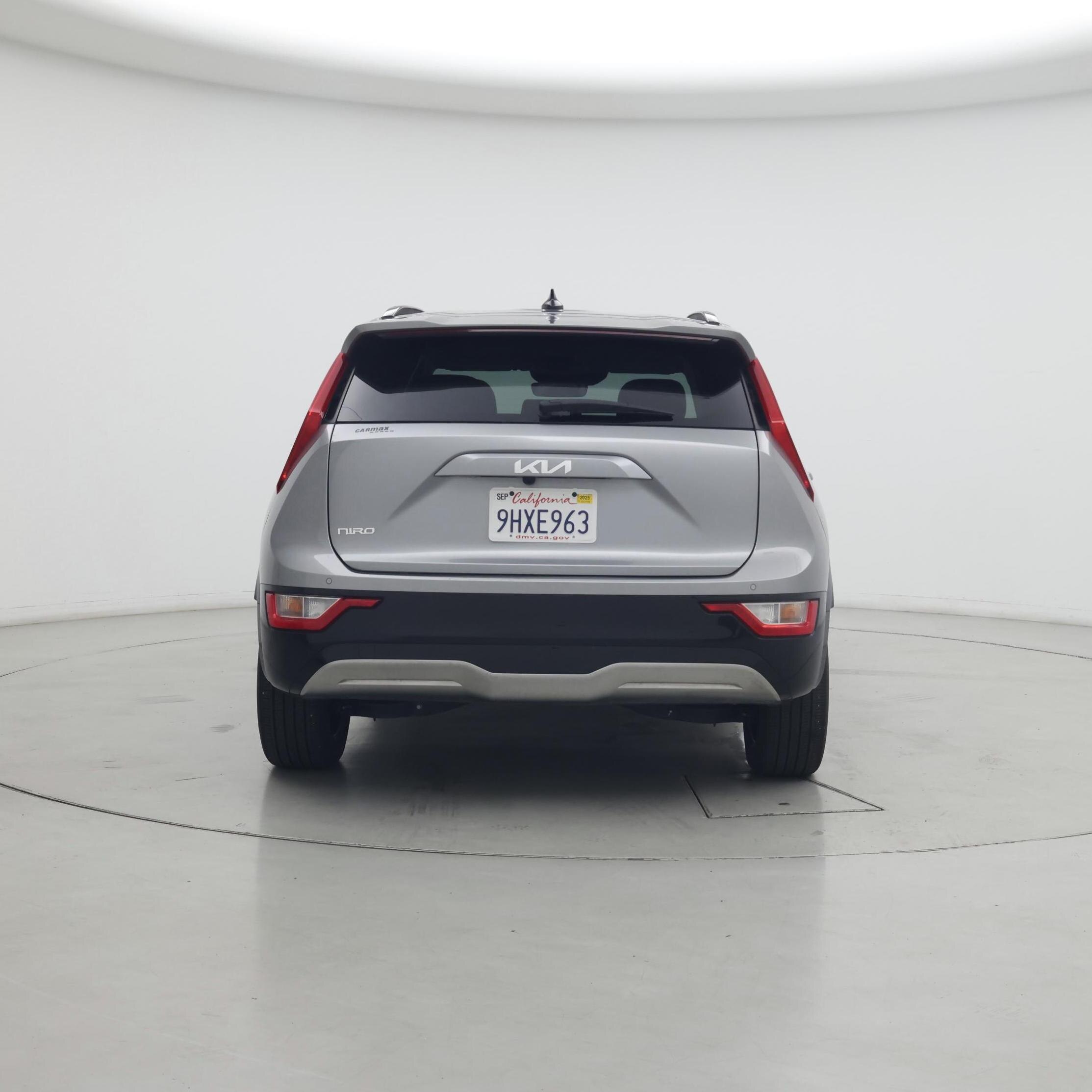 Thumbnail: 2023 Kia Niro - 6