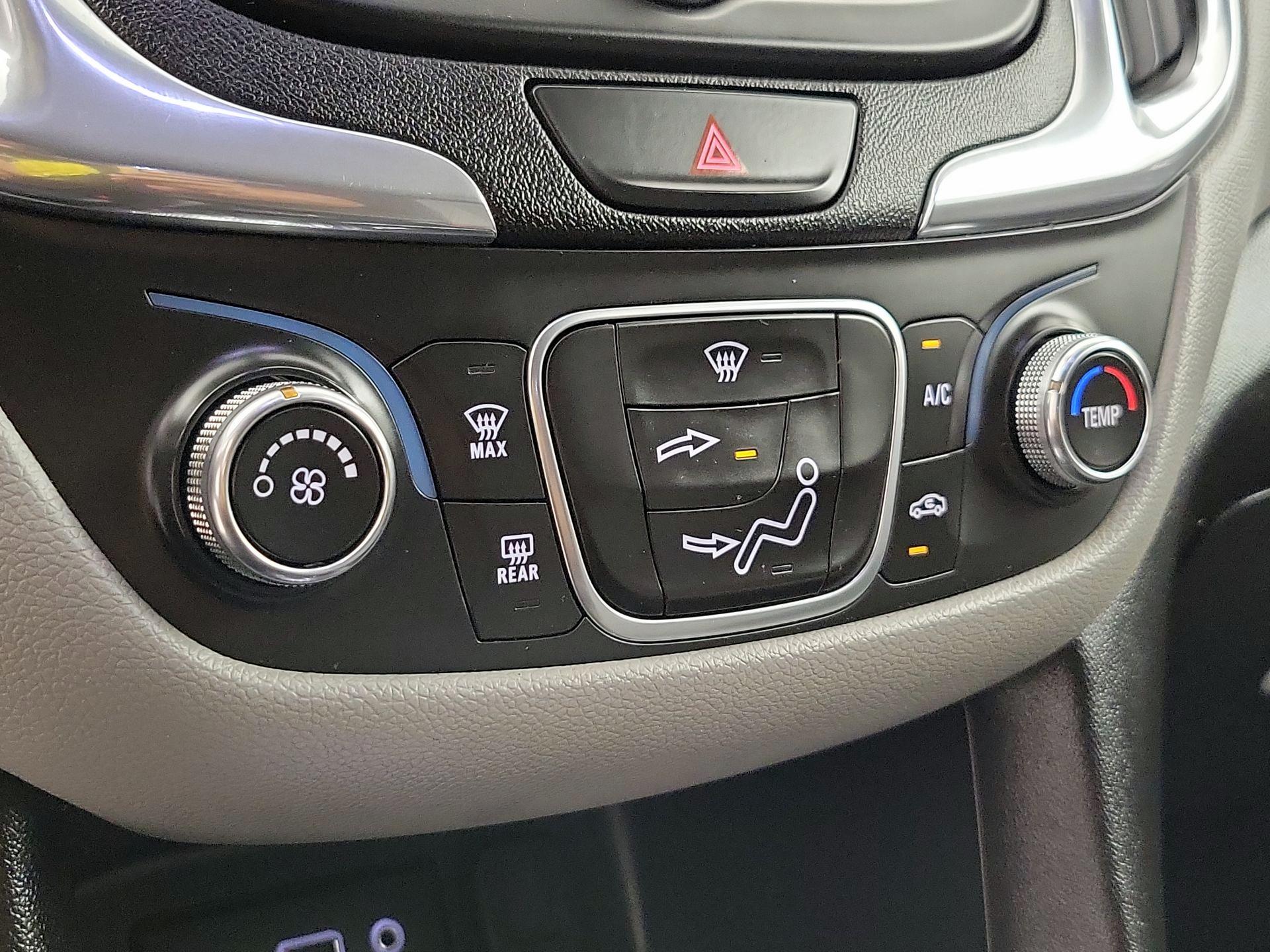 Thumbnail: 2019 Chevrolet Equinox - 16