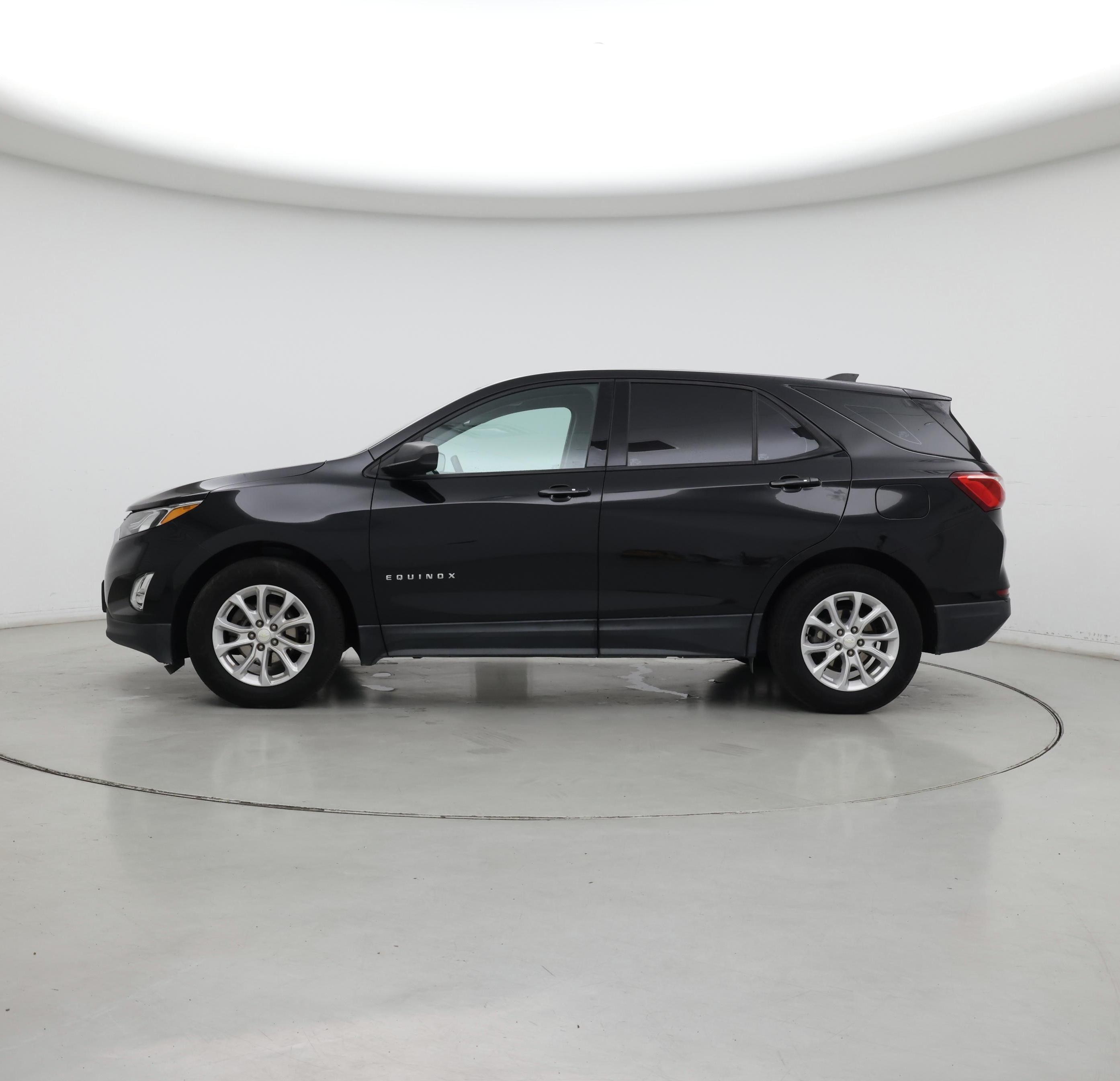 Thumbnail: 2019 Chevrolet Equinox - 3