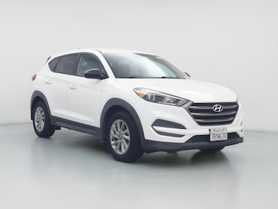 White 2016 Hyundai Tucson SE