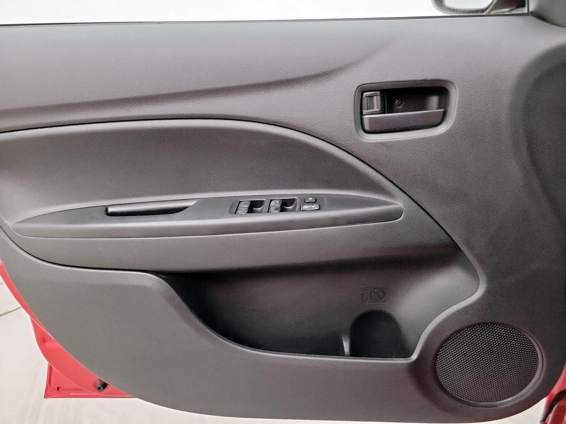 Thumbnail: 2017 Mitsubishi Mirage - 12