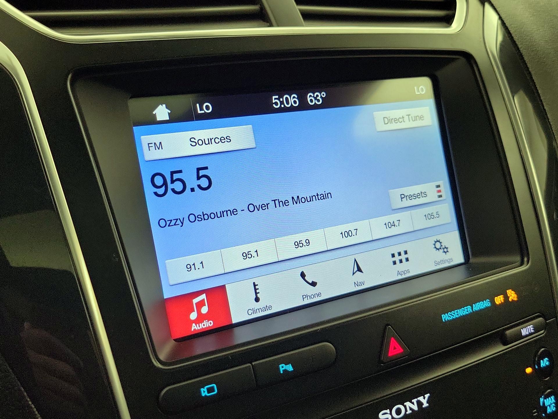 Thumbnail: 2019 Ford Explorer - 16