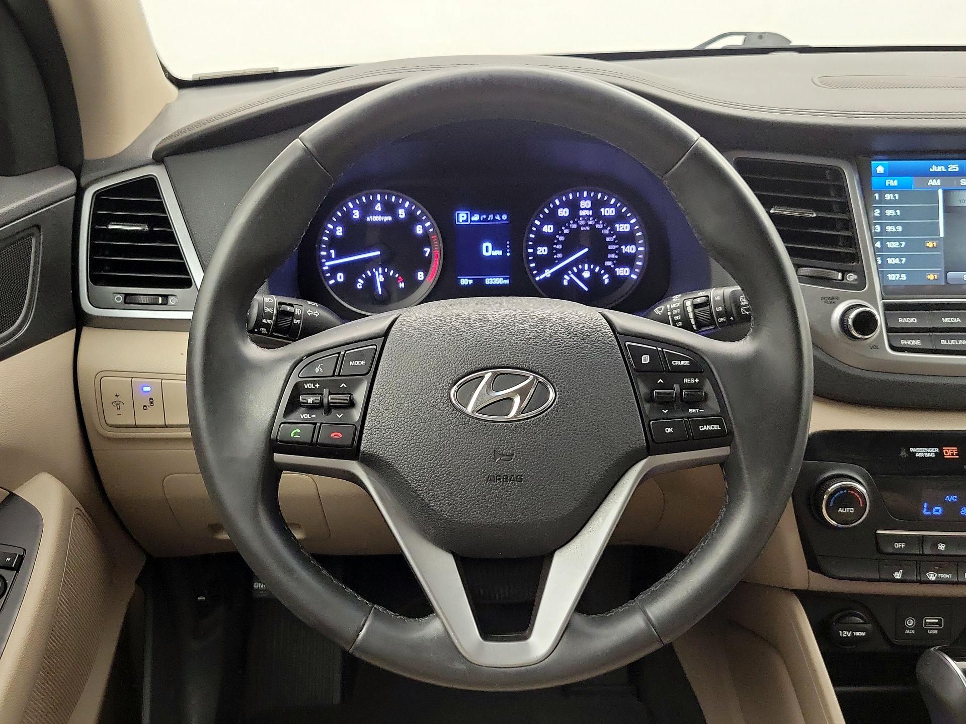 Thumbnail: 2017 Hyundai Tucson - 10