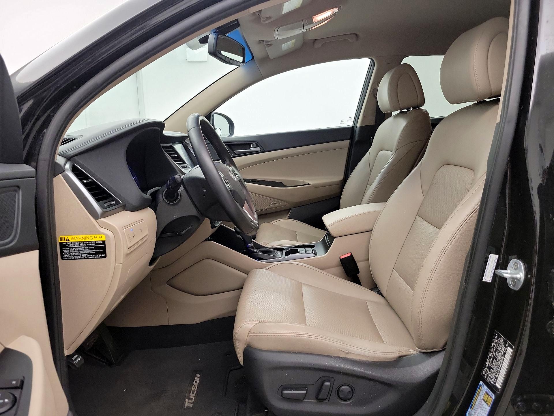 Thumbnail: 2017 Hyundai Tucson - 11