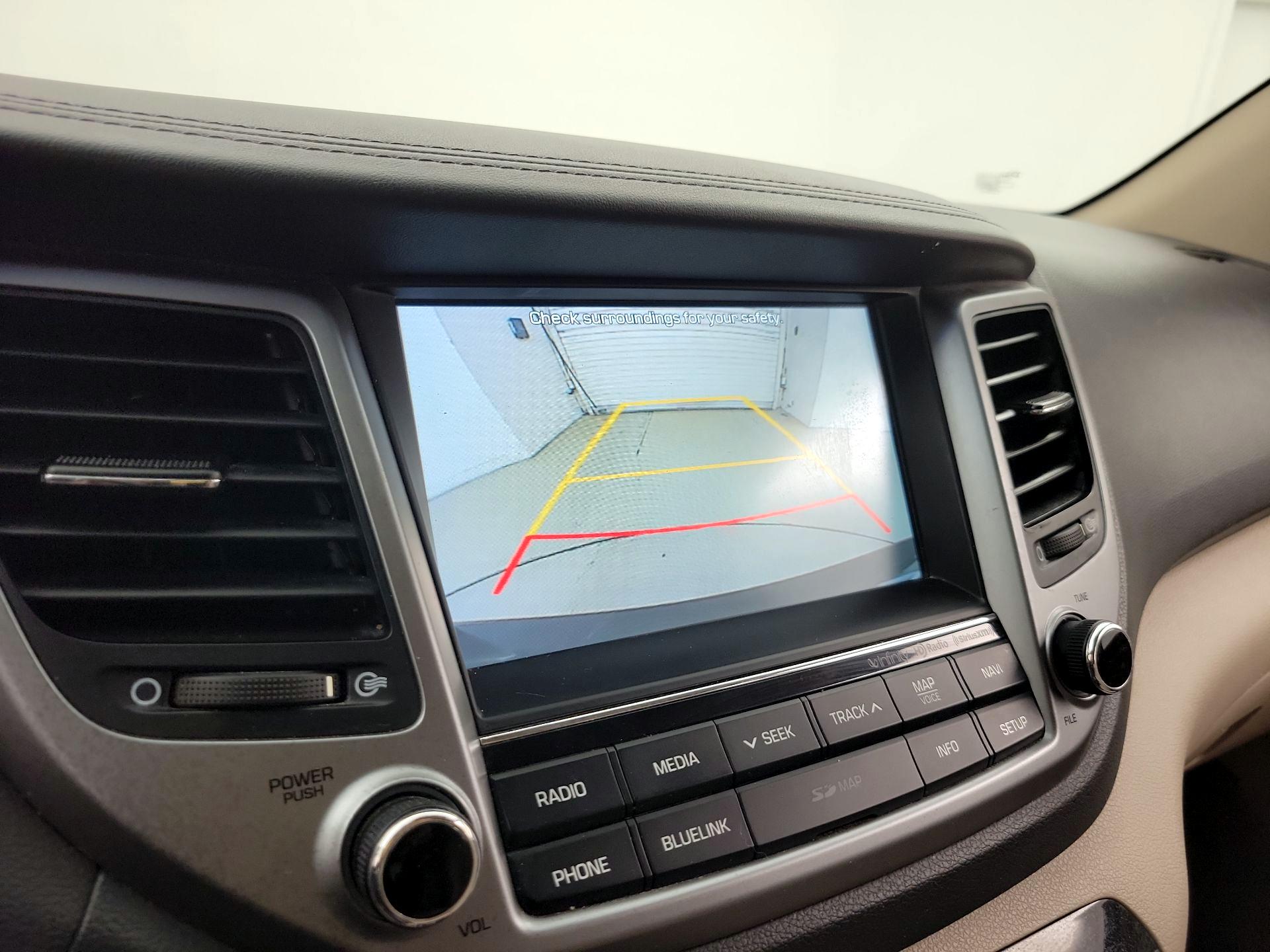 Thumbnail: 2017 Hyundai Tucson - 15