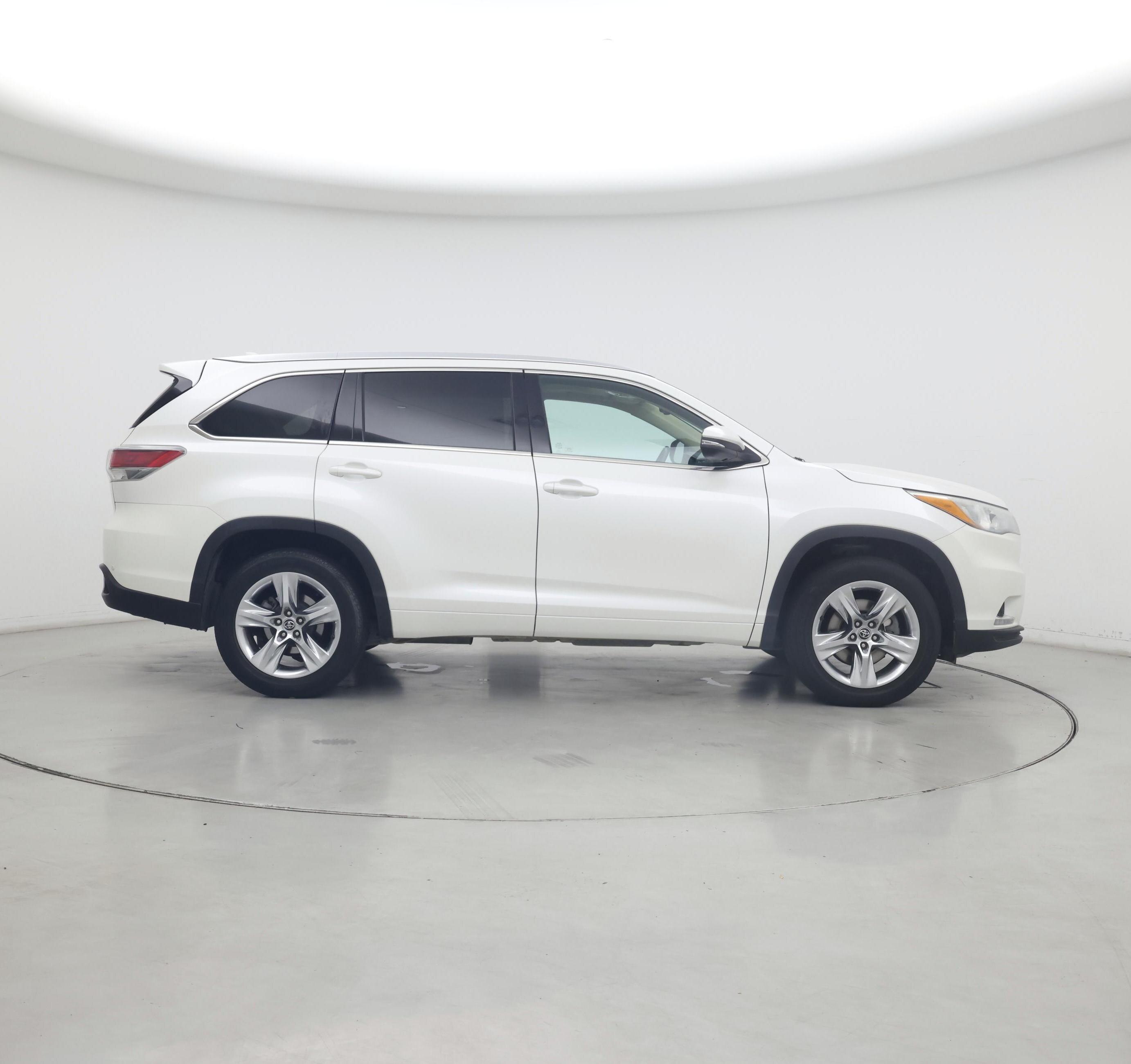 Thumbnail: 2016 Toyota Highlander - 7