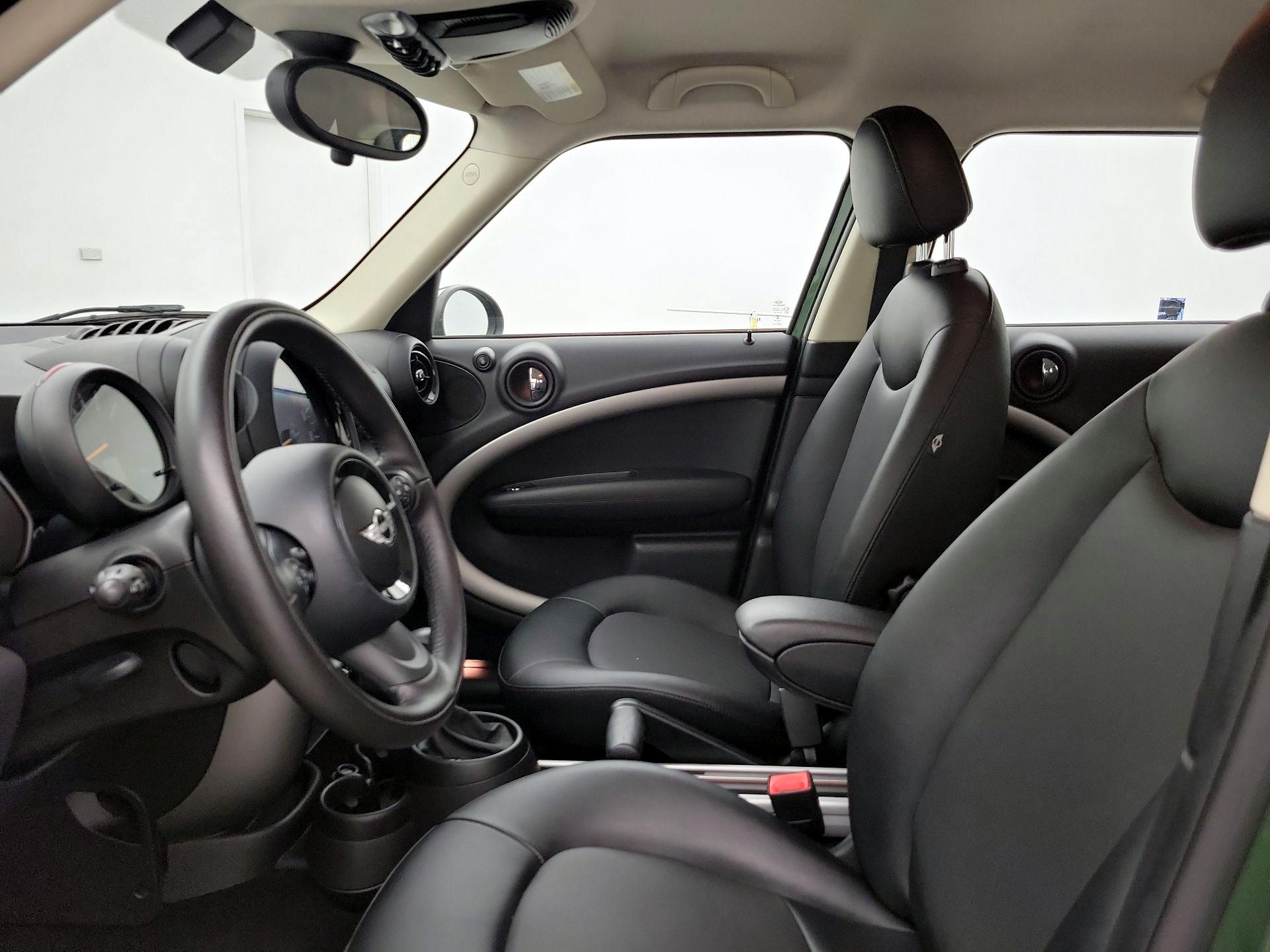 Thumbnail: 2015 MINI Cooper Countryman - 11