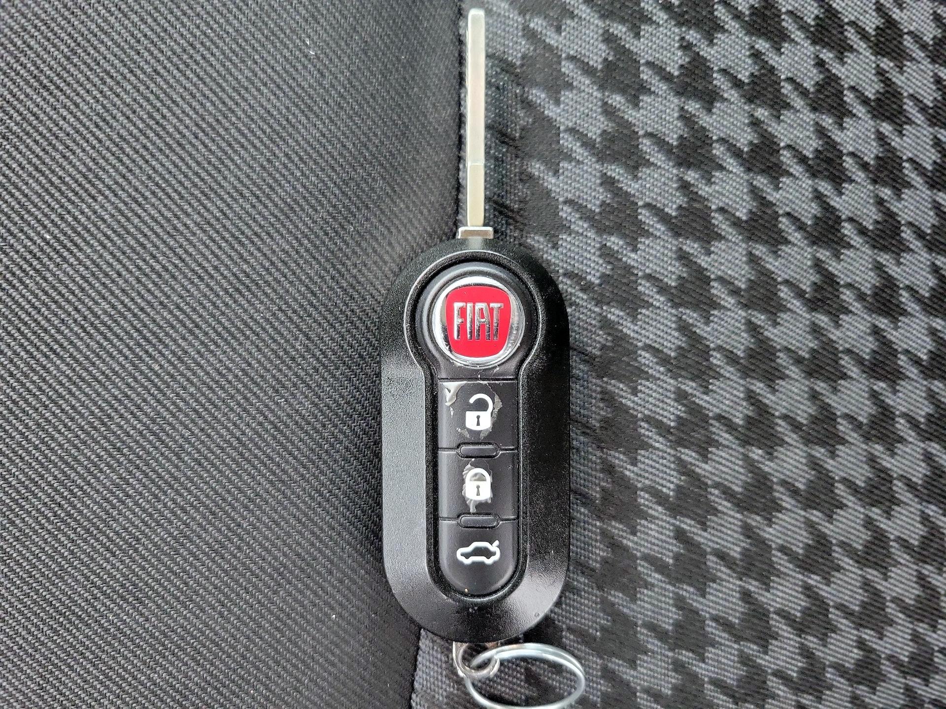 Thumbnail: 2017 Fiat 500 - 20