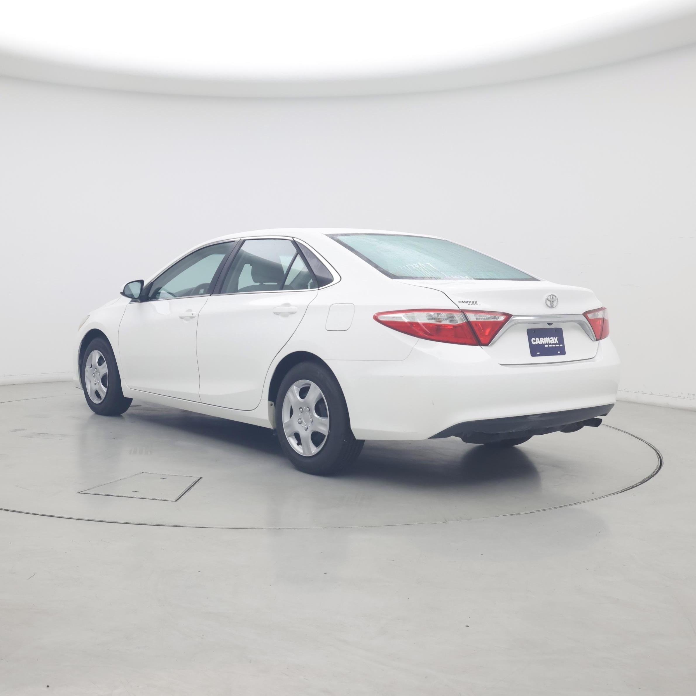 Thumbnail: 2015 Toyota Camry - 2