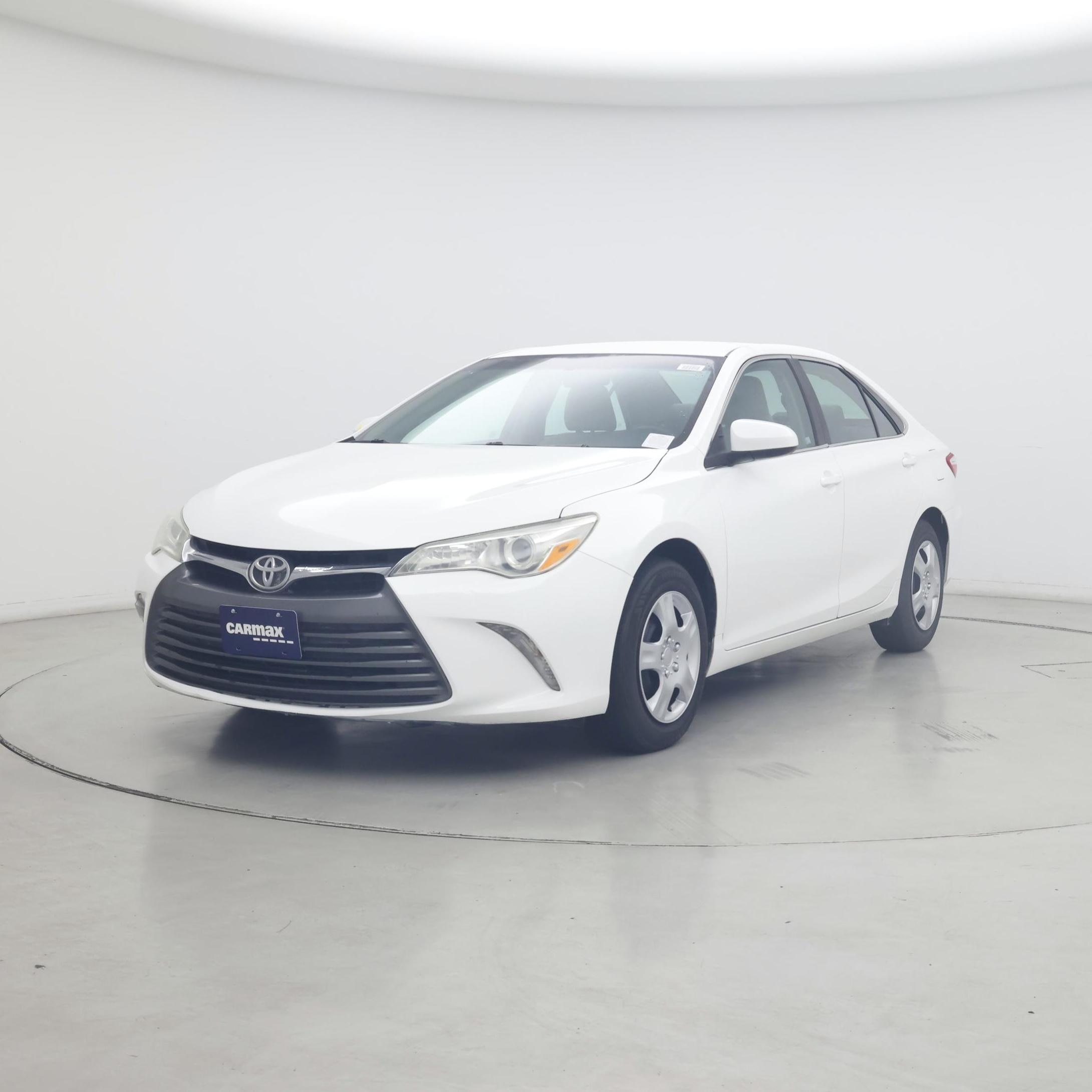 Thumbnail: 2015 Toyota Camry - 4