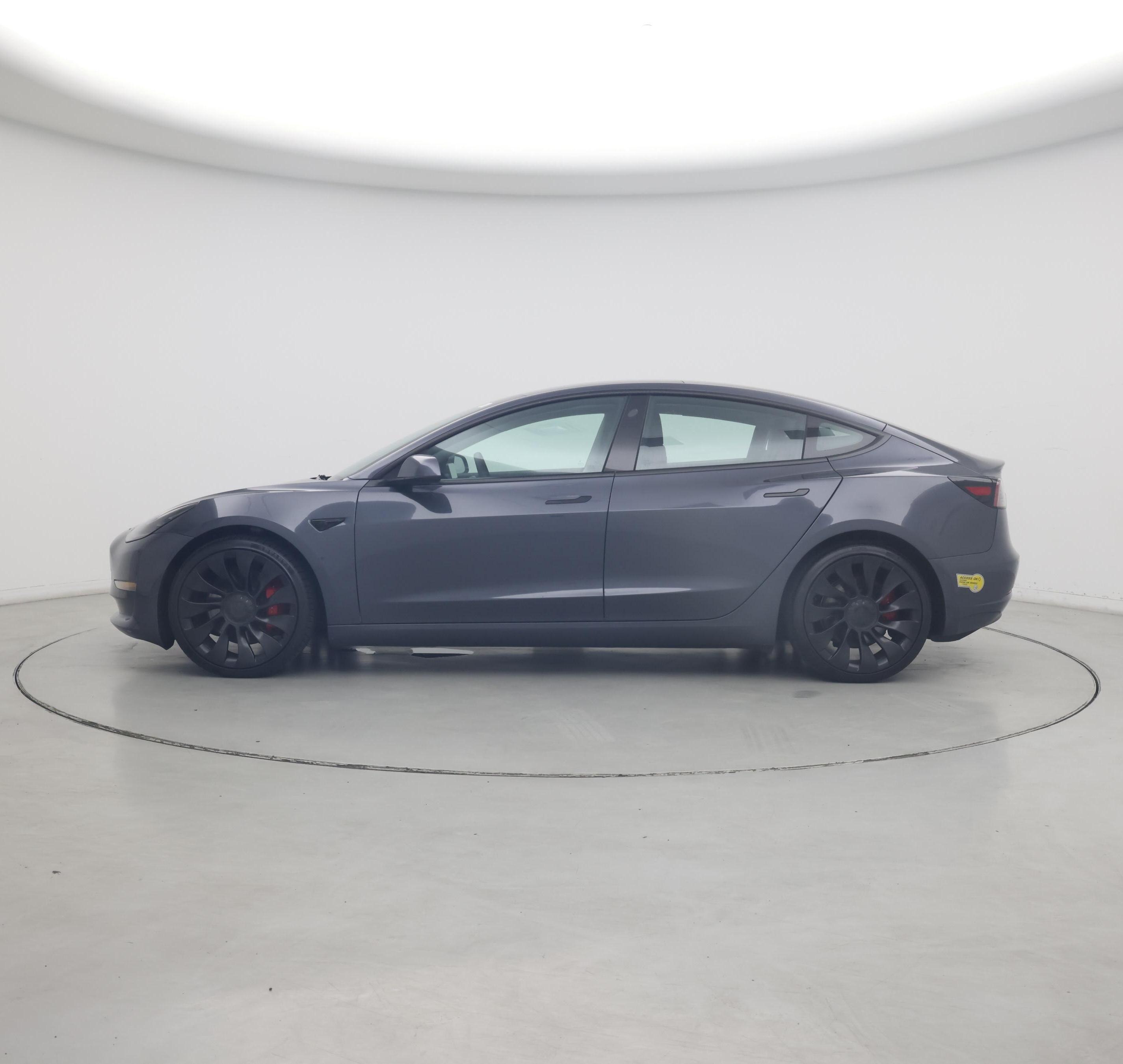 Thumbnail: 2022 Tesla Model 3 - 3