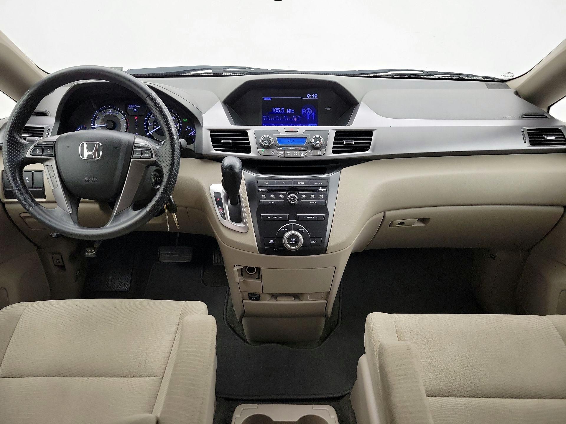 Thumbnail: 2013 Honda Odyssey - 9