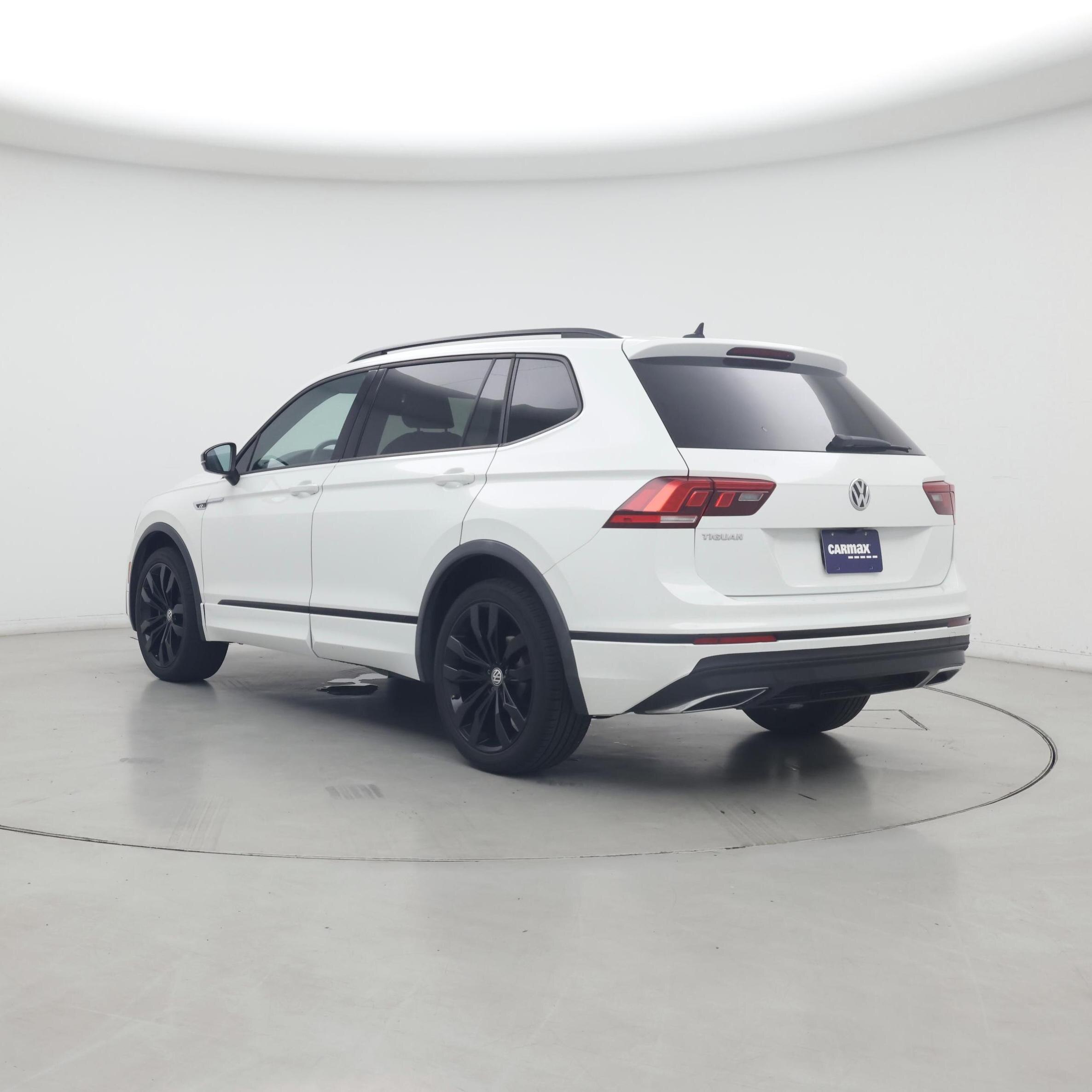 Thumbnail: 2021 Volkswagen Tiguan - 2