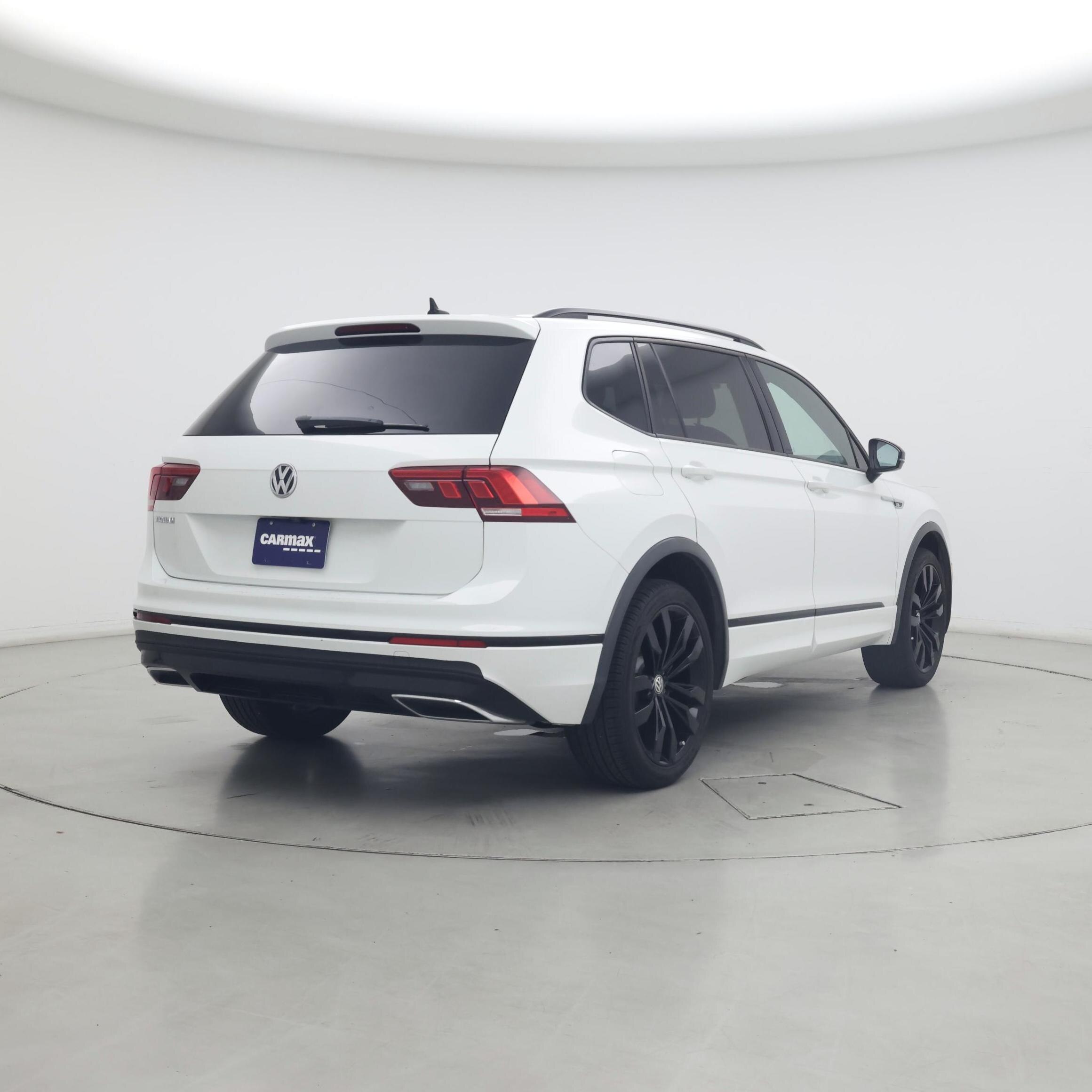 Thumbnail: 2021 Volkswagen Tiguan - 8