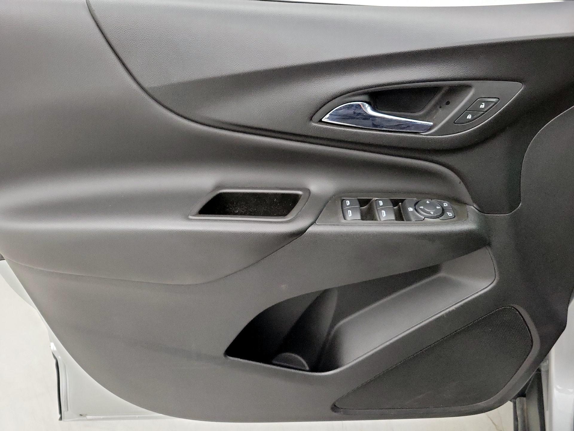 Thumbnail: 2020 Chevrolet Equinox - 12