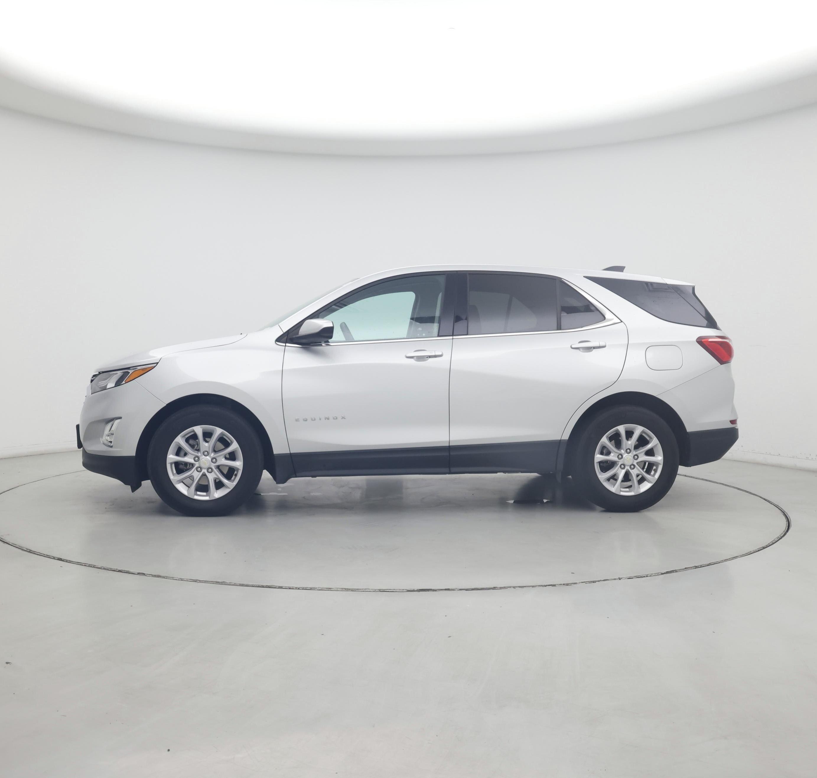 Thumbnail: 2020 Chevrolet Equinox - 3