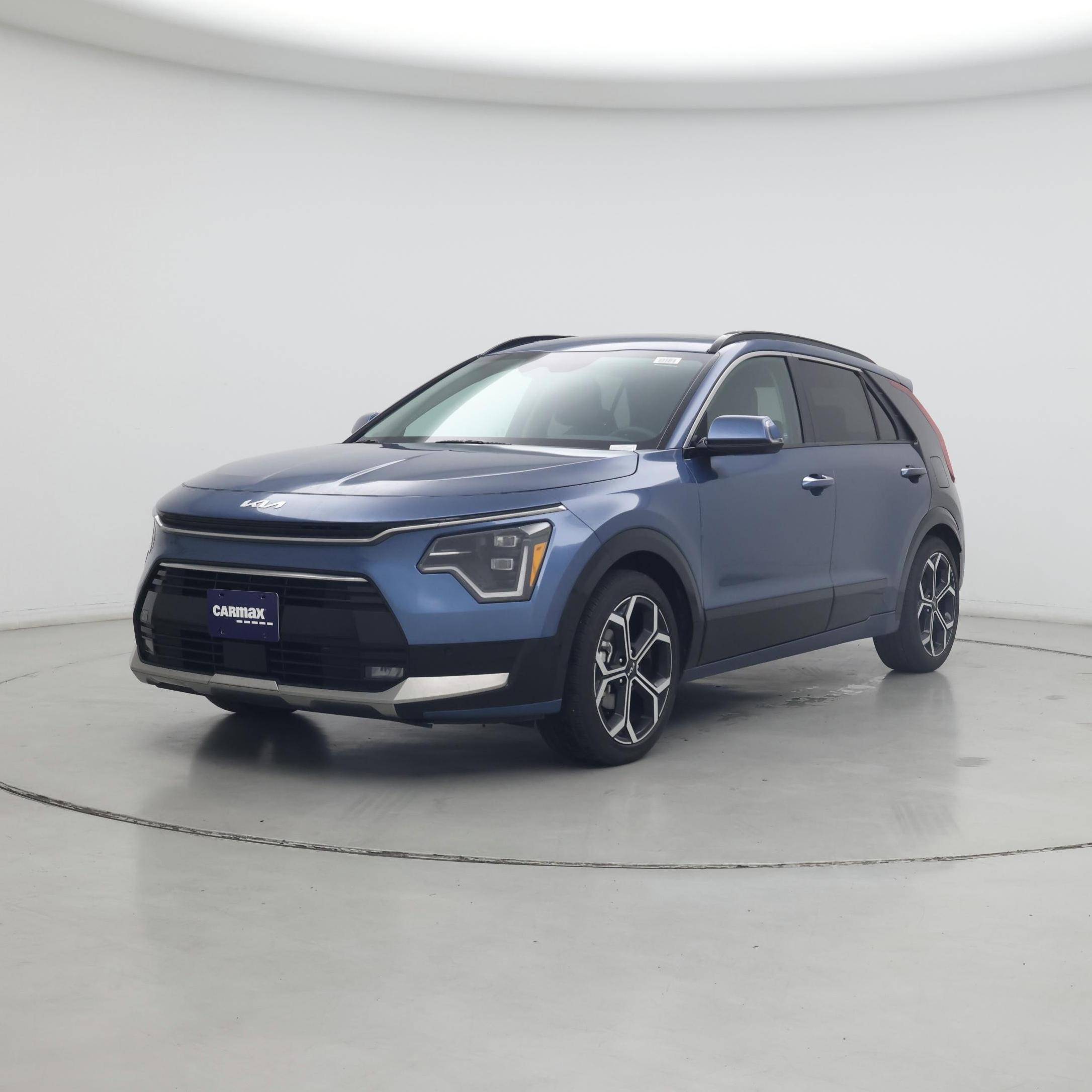 Thumbnail: 2023 Kia Niro - 4