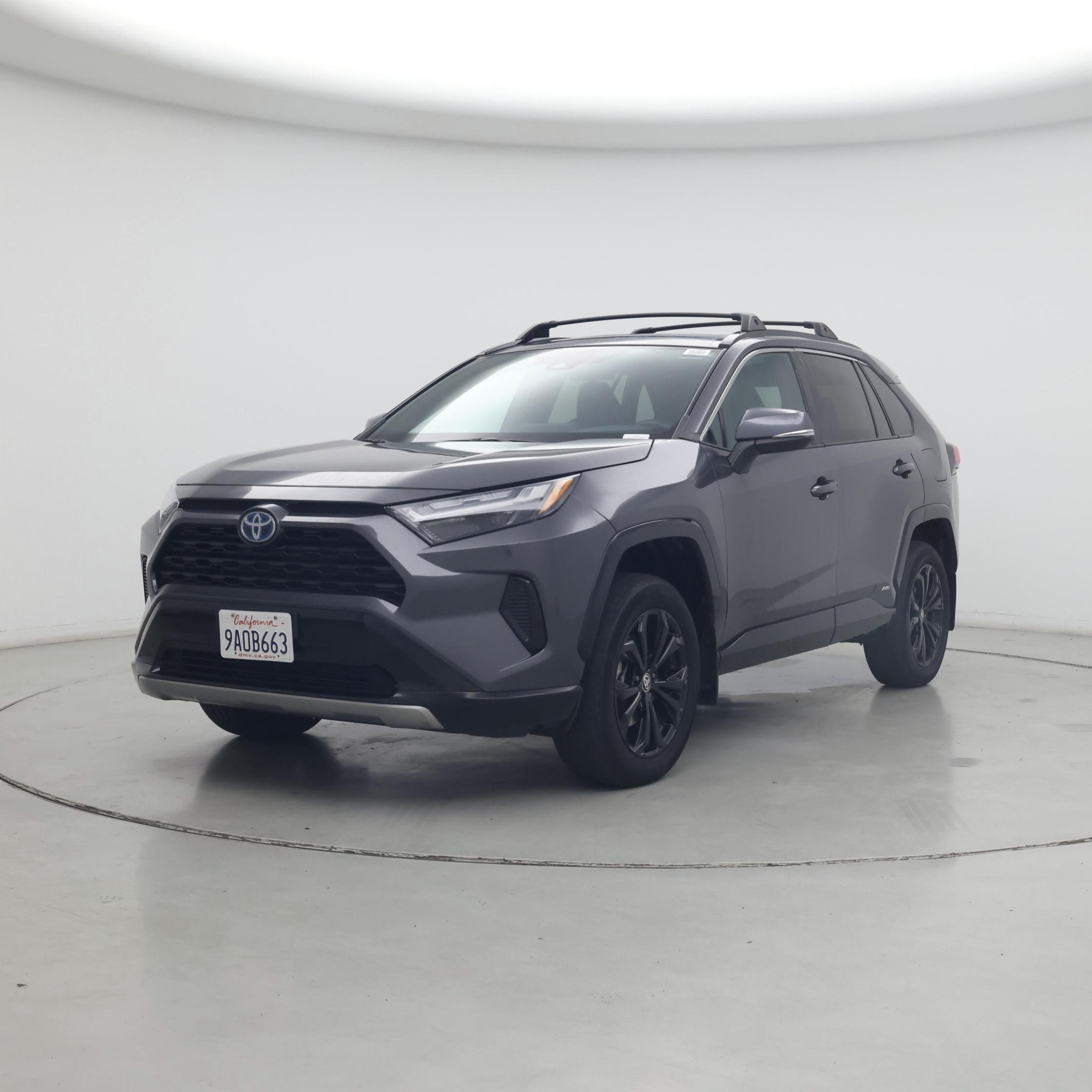 Thumbnail: 2022 Toyota RAV4 - 4