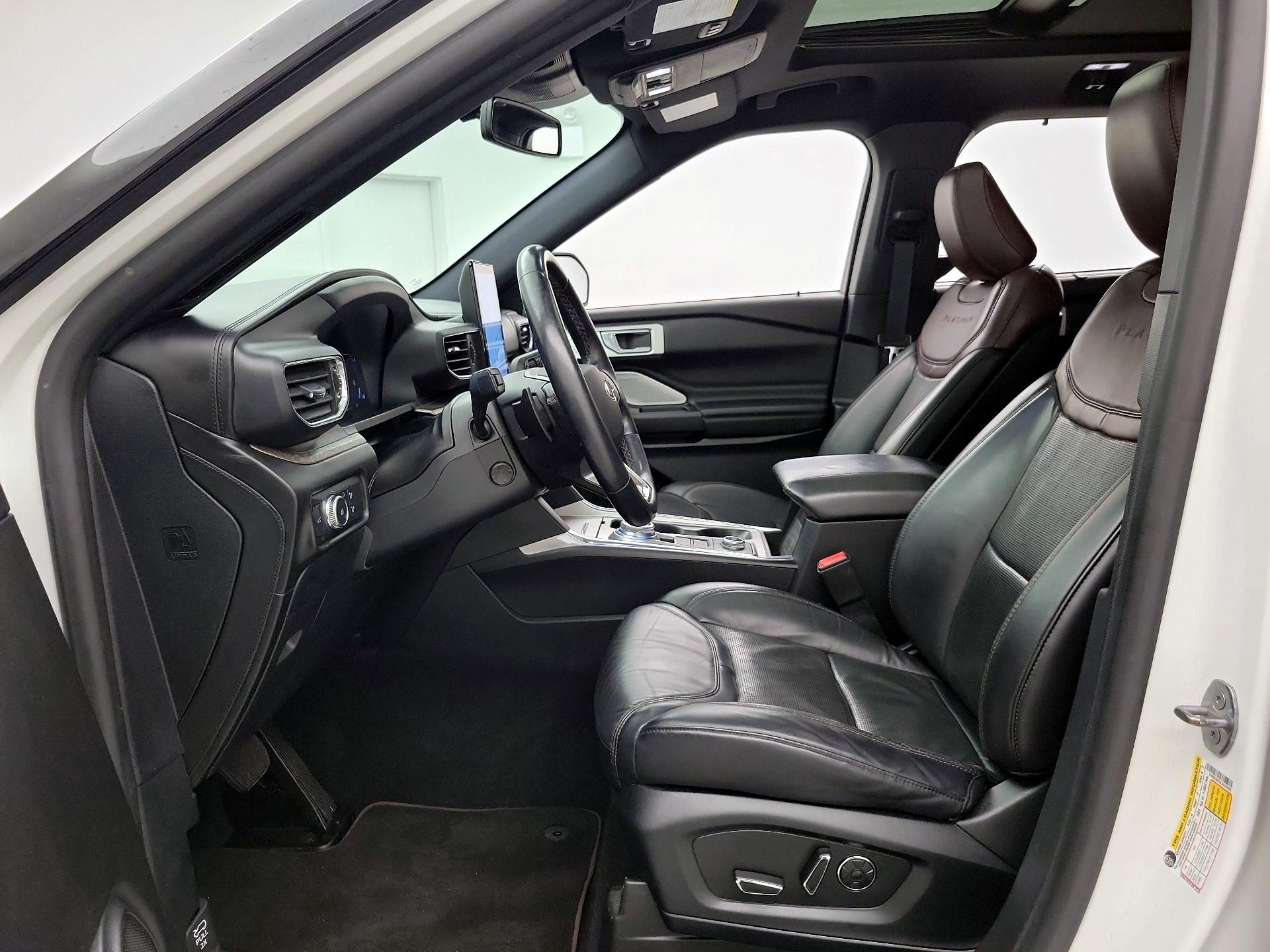Thumbnail: 2020 Ford Explorer - 11