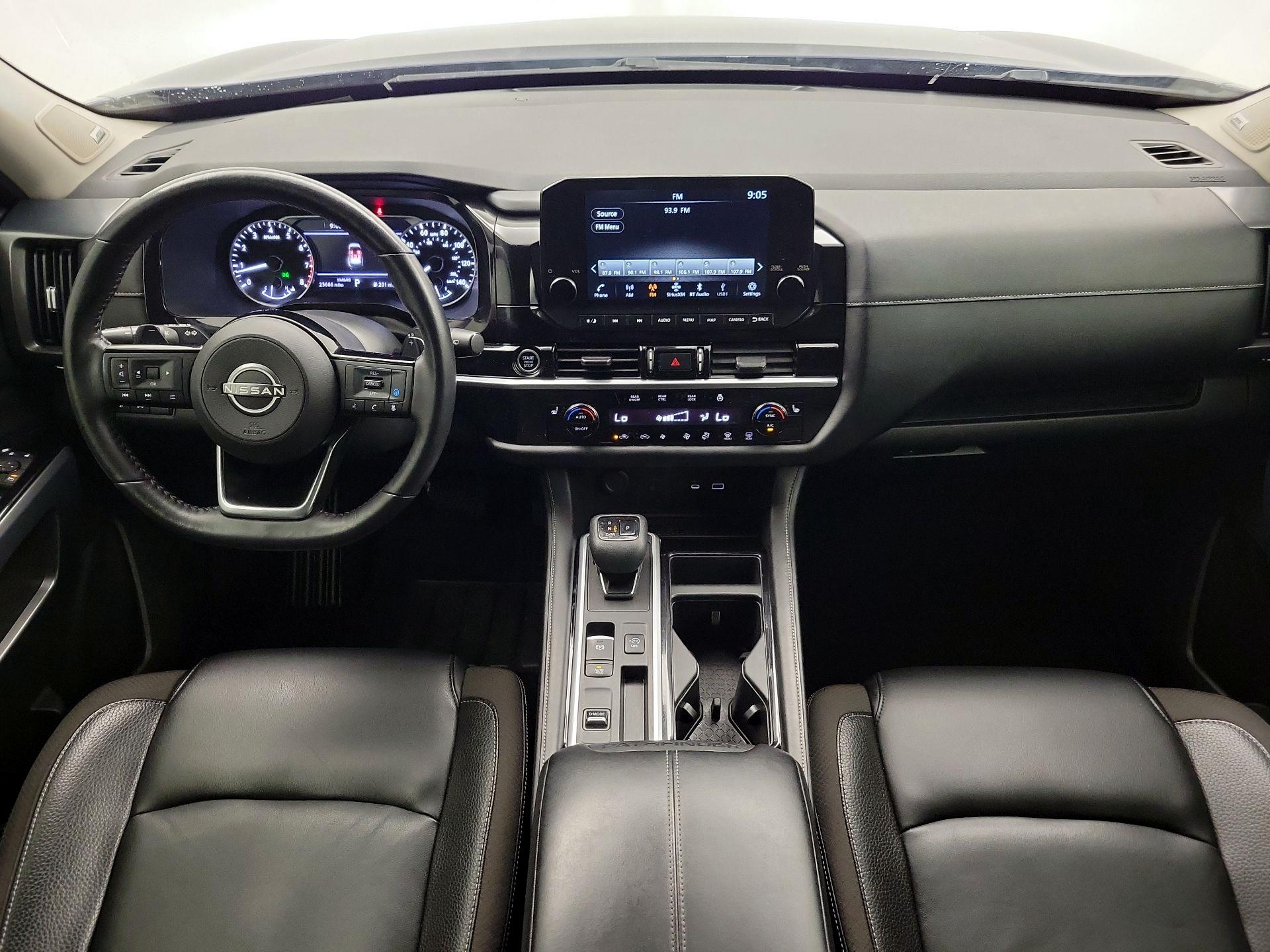 Thumbnail: 2022 Nissan Pathfinder - 9