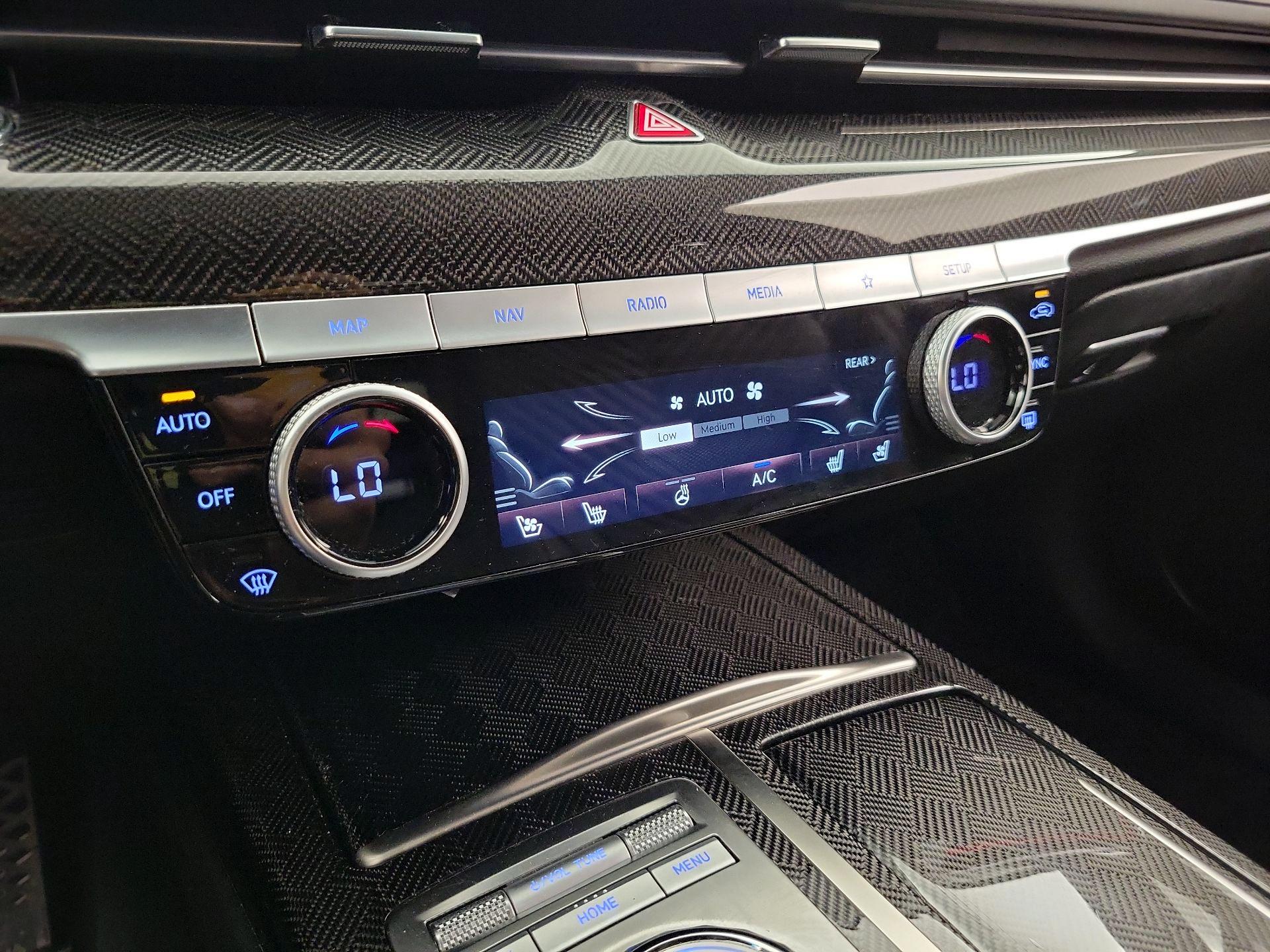 Thumbnail: 2023 Genesis G80 - 17