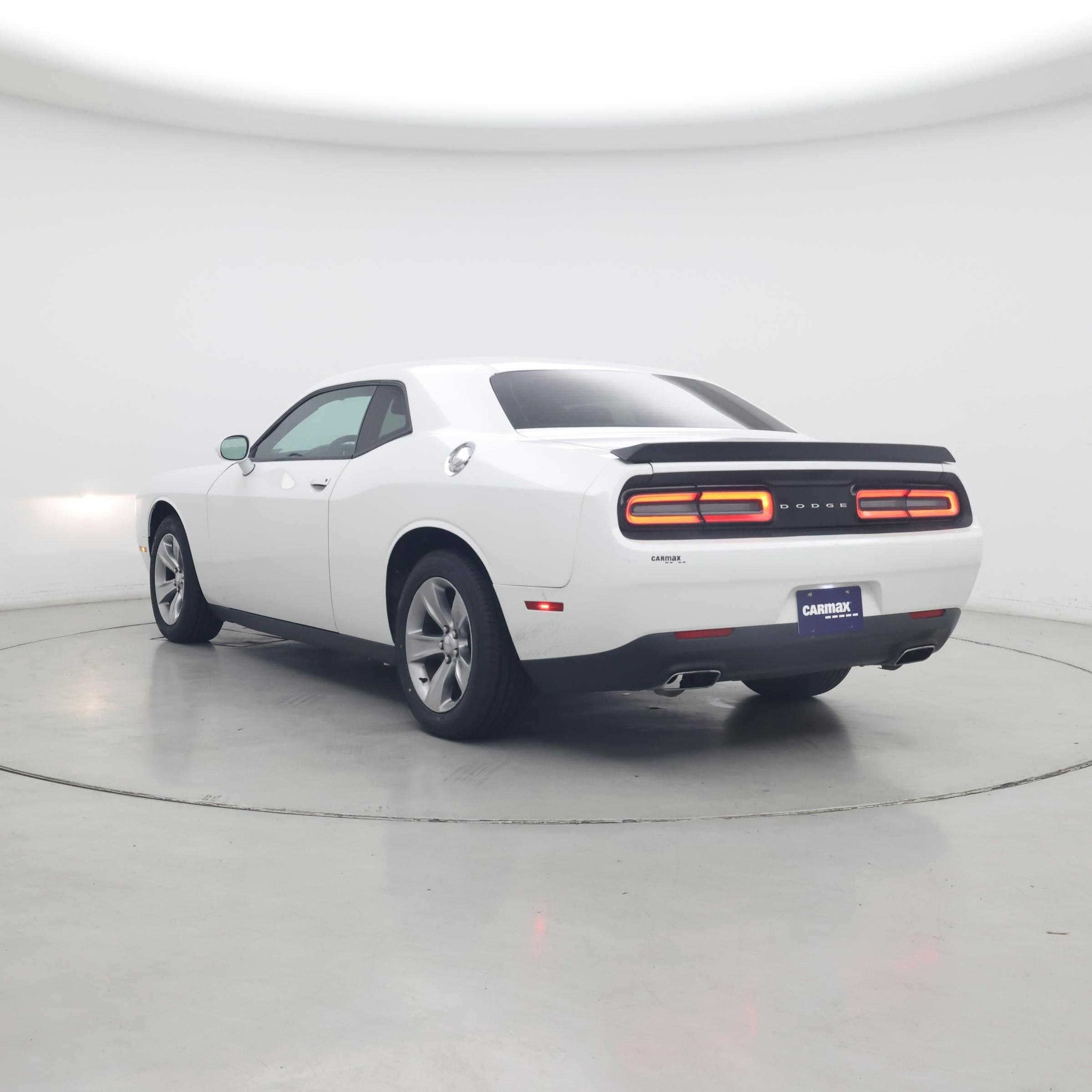 Thumbnail: 2017 Dodge Challenger - 2