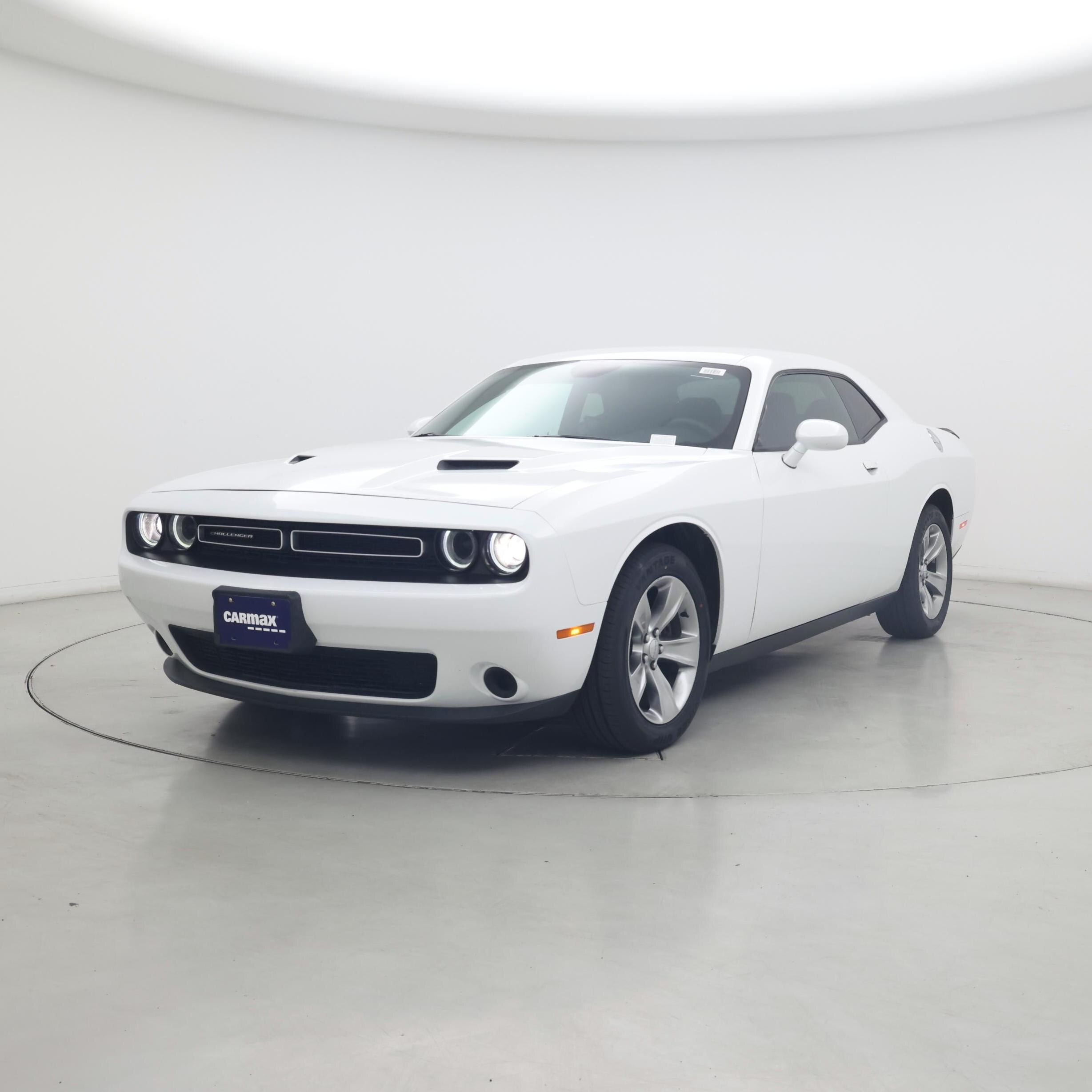 Thumbnail: 2017 Dodge Challenger - 4