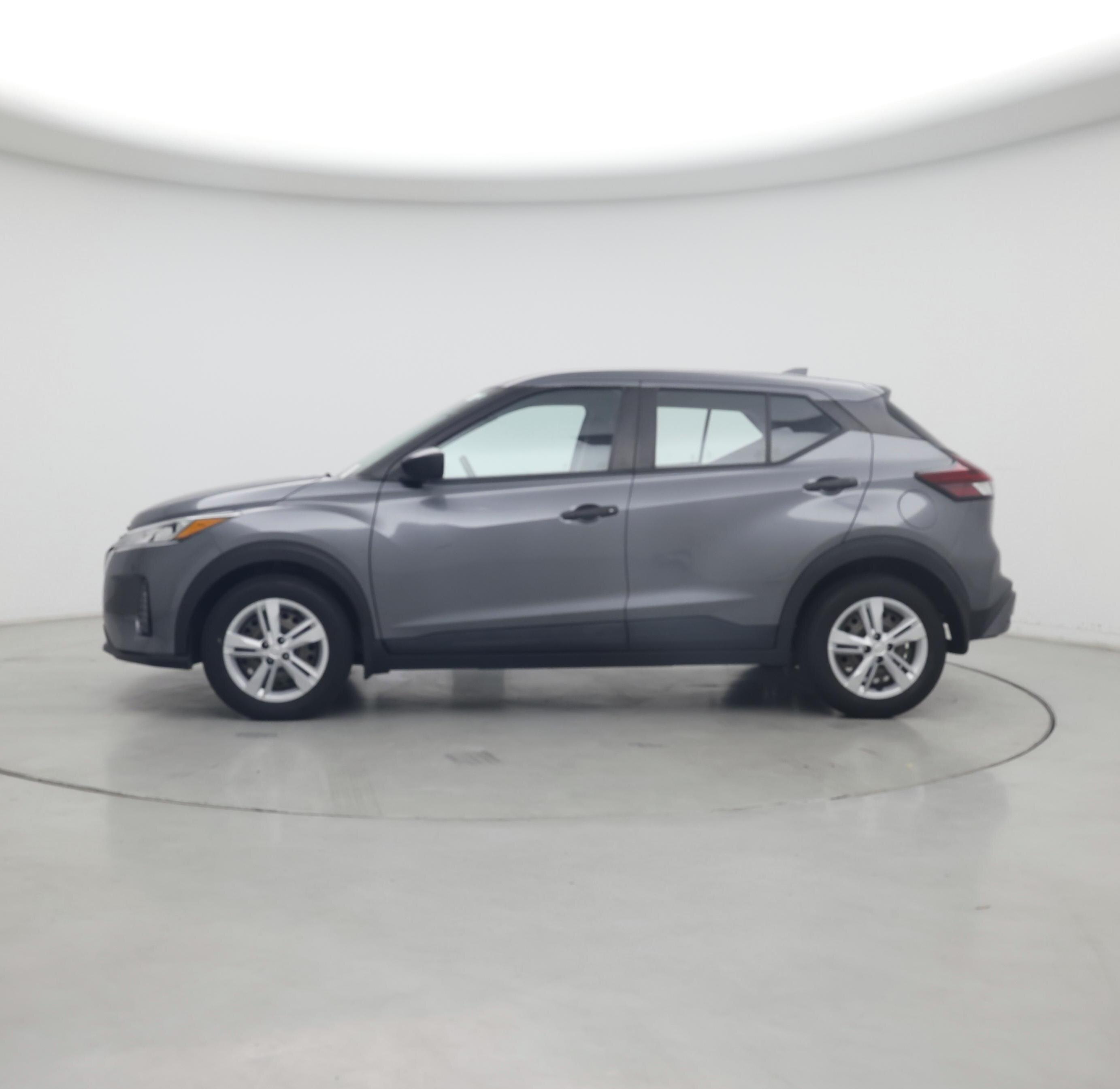 Thumbnail: 2022 Nissan Kicks - 3