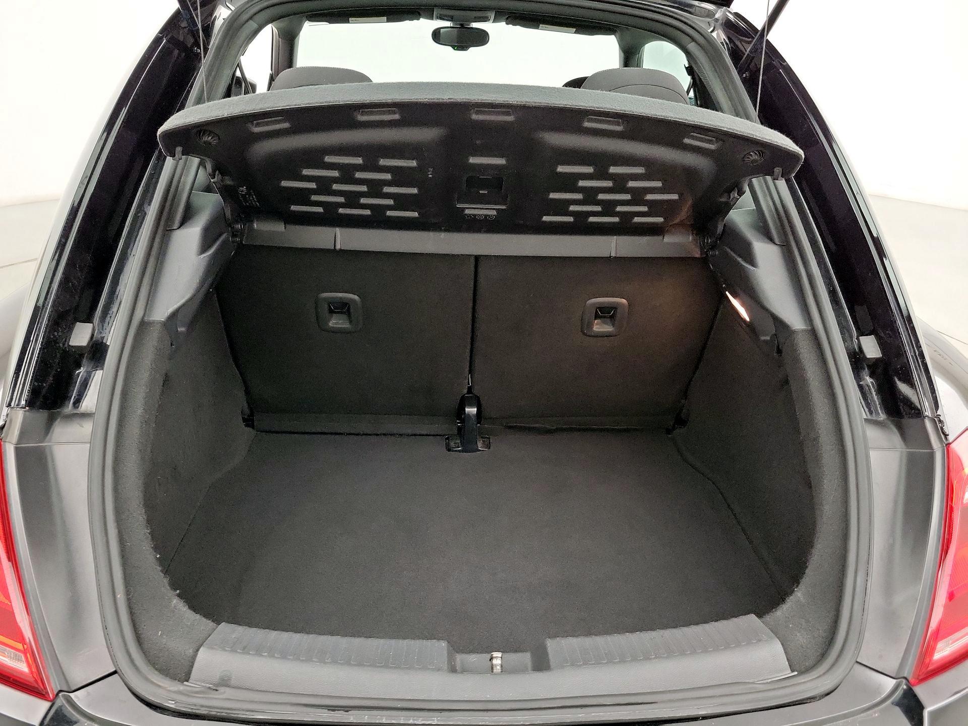 Thumbnail: 2016 Volkswagen Beetle - 19