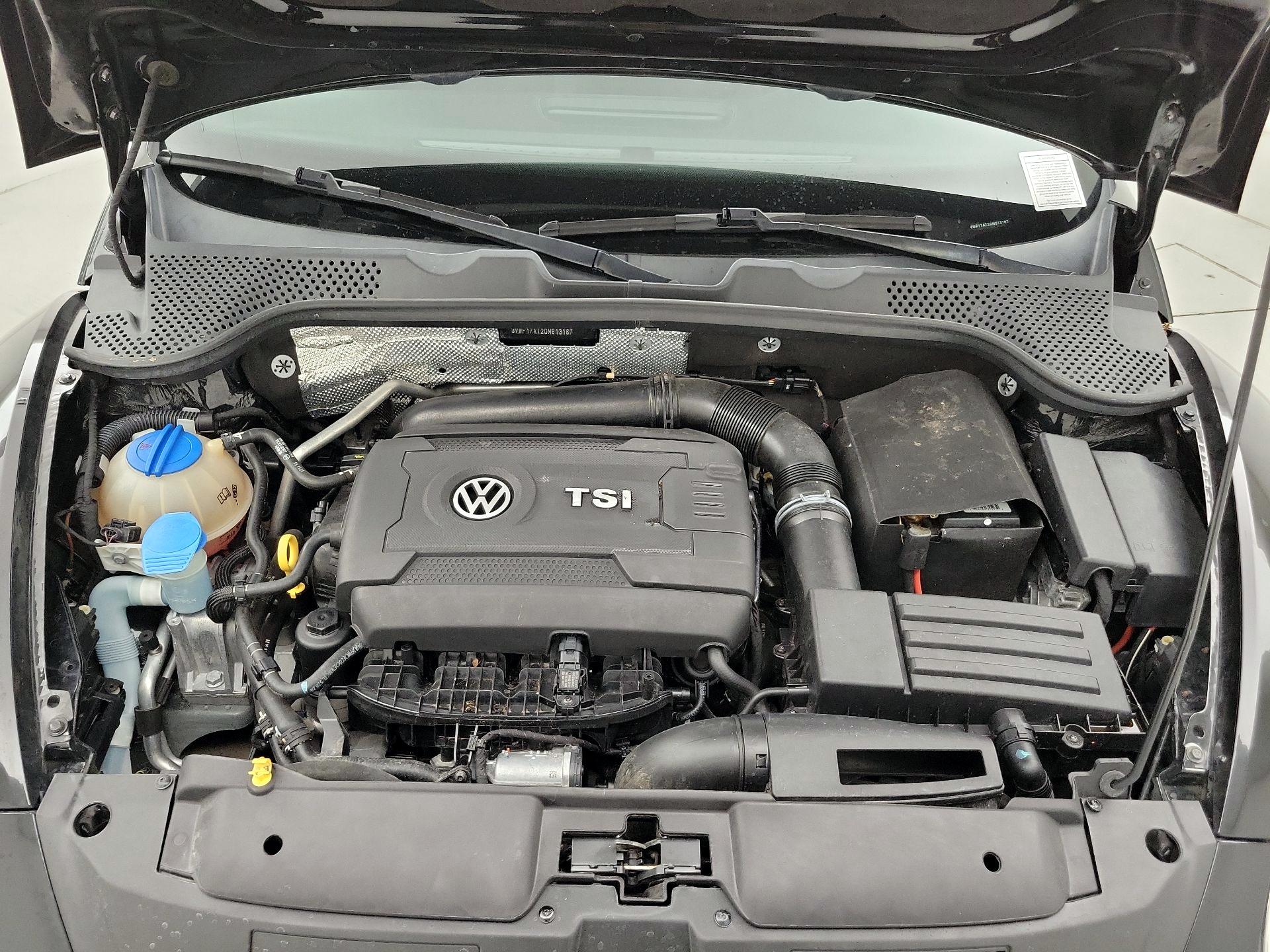 Thumbnail: 2016 Volkswagen Beetle - 20