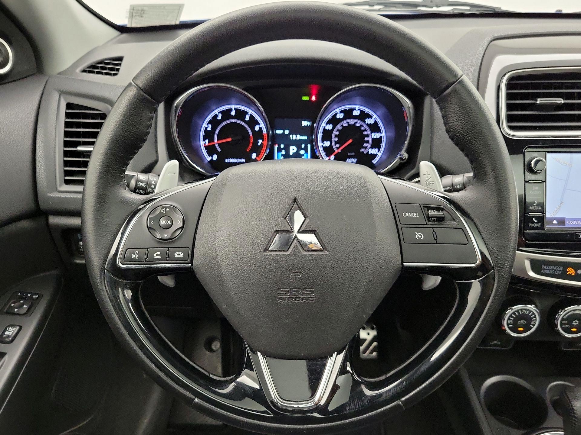 Thumbnail: 2016 Mitsubishi Outlander Sport - 10