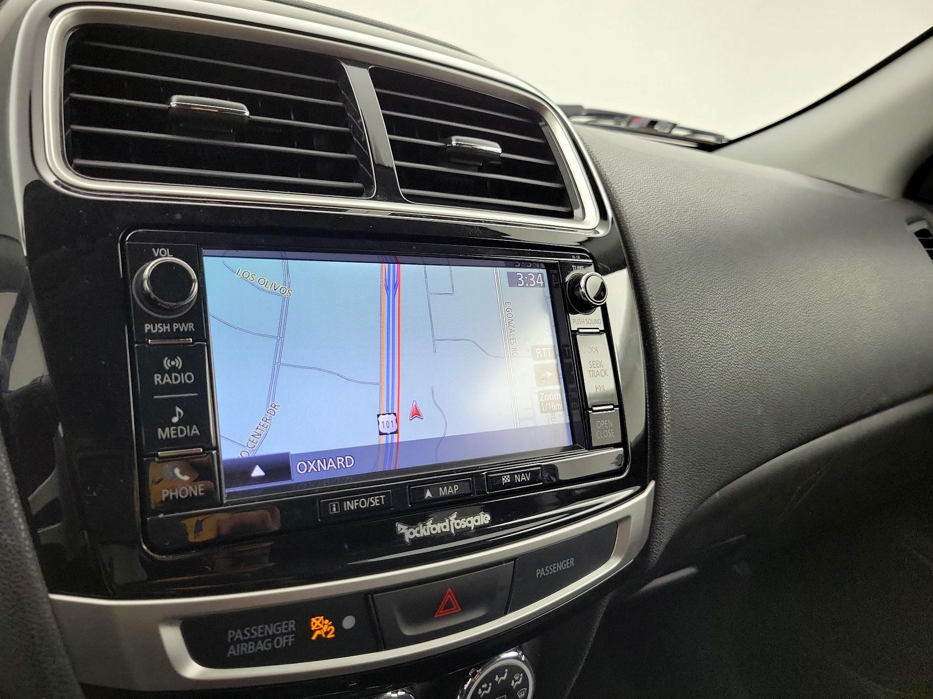 Thumbnail: 2016 Mitsubishi Outlander Sport - 14