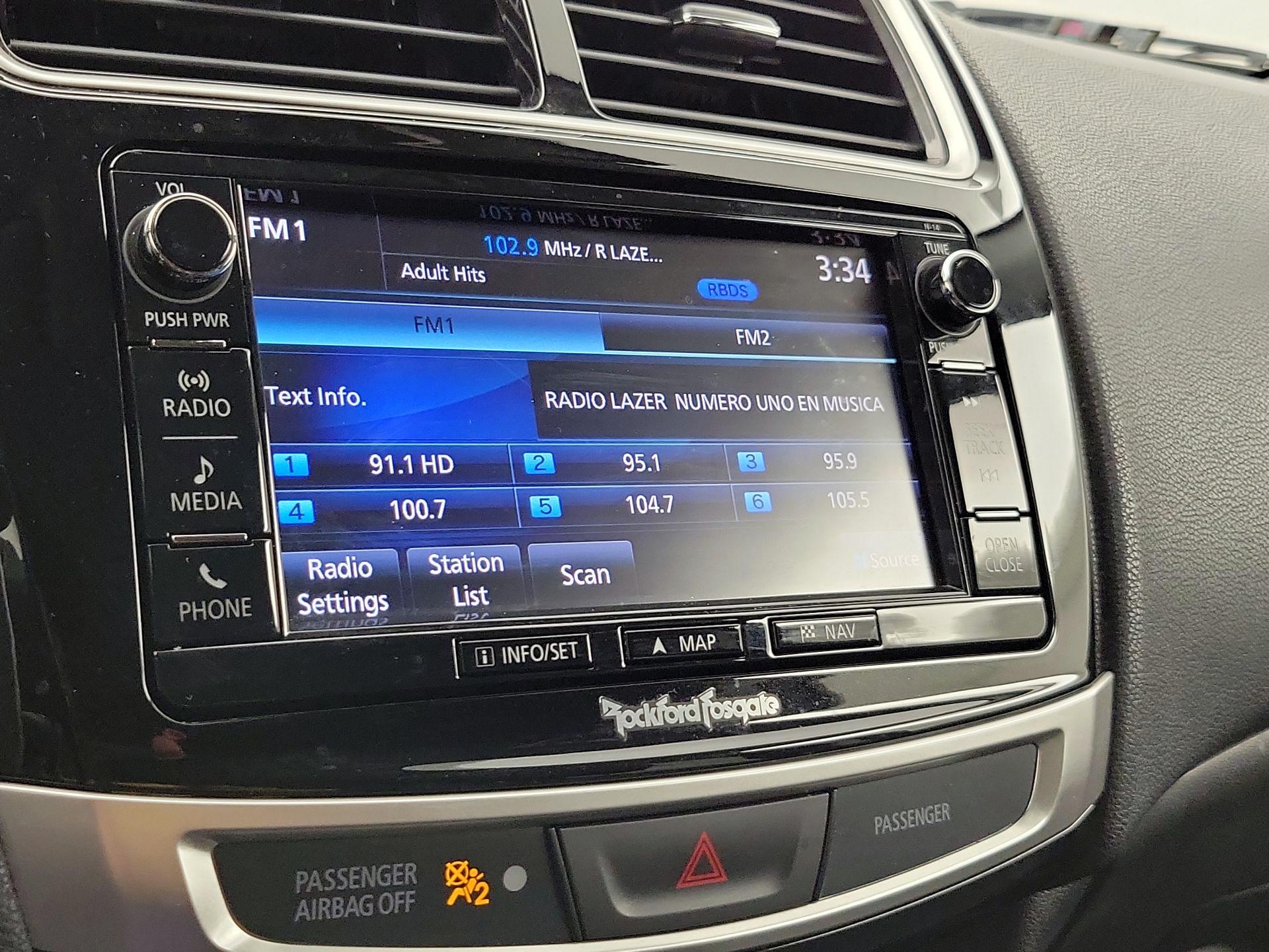 Thumbnail: 2016 Mitsubishi Outlander Sport - 16