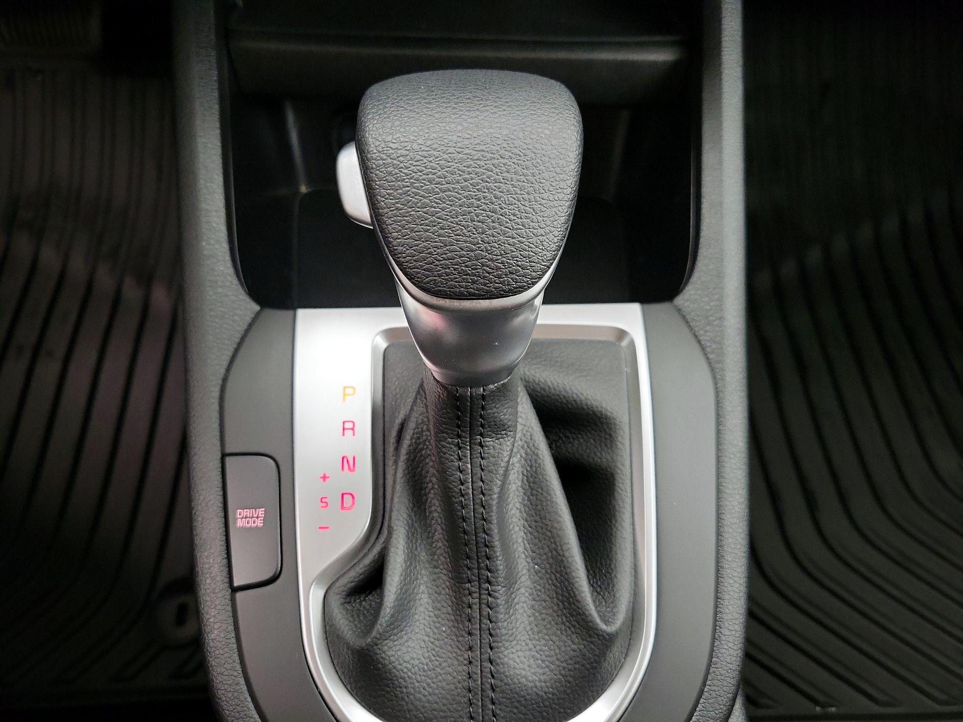 Thumbnail: 2024 Kia Forte - 17