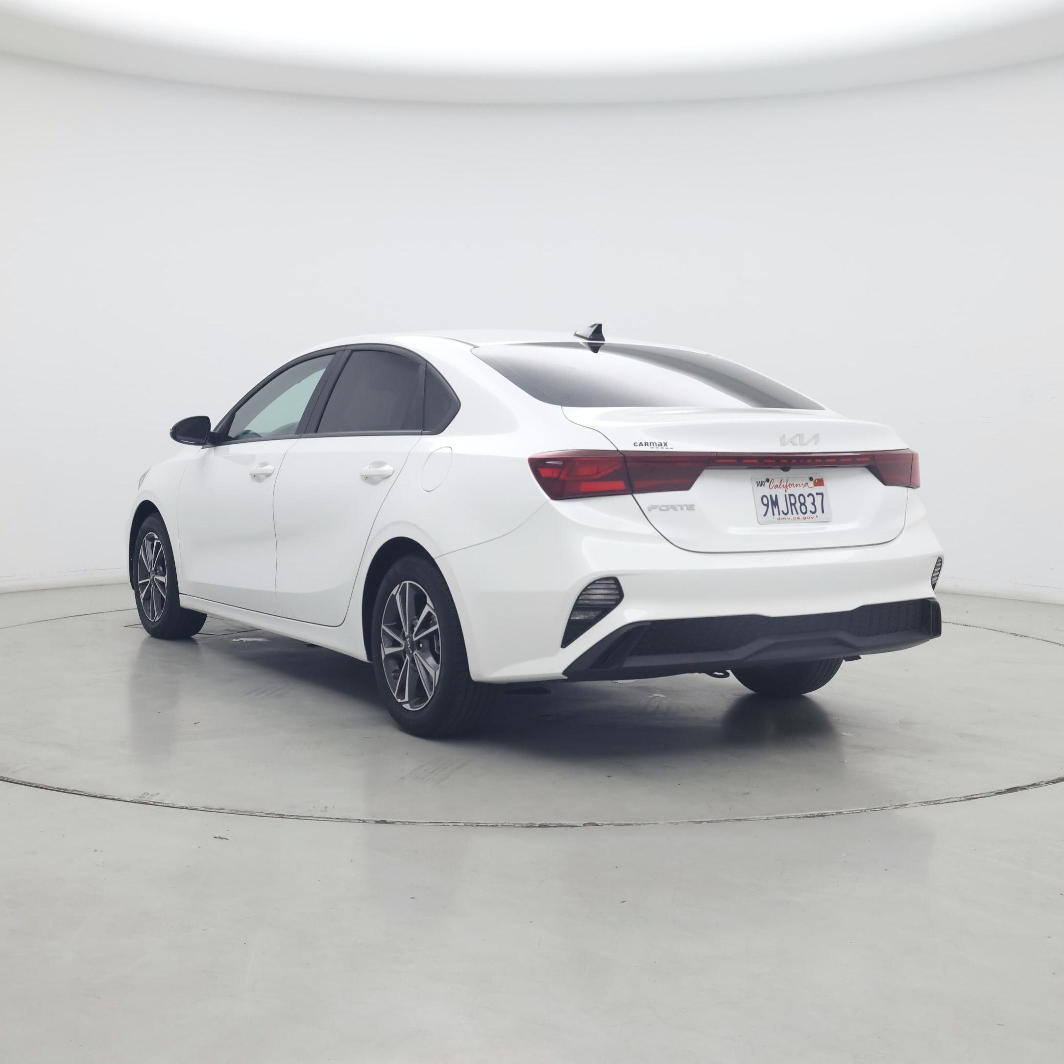 Thumbnail: 2024 Kia Forte - 2