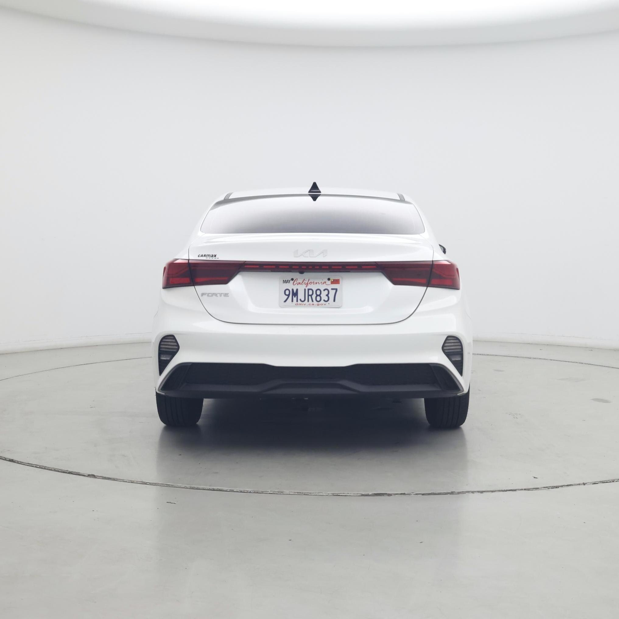 Thumbnail: 2024 Kia Forte - 6