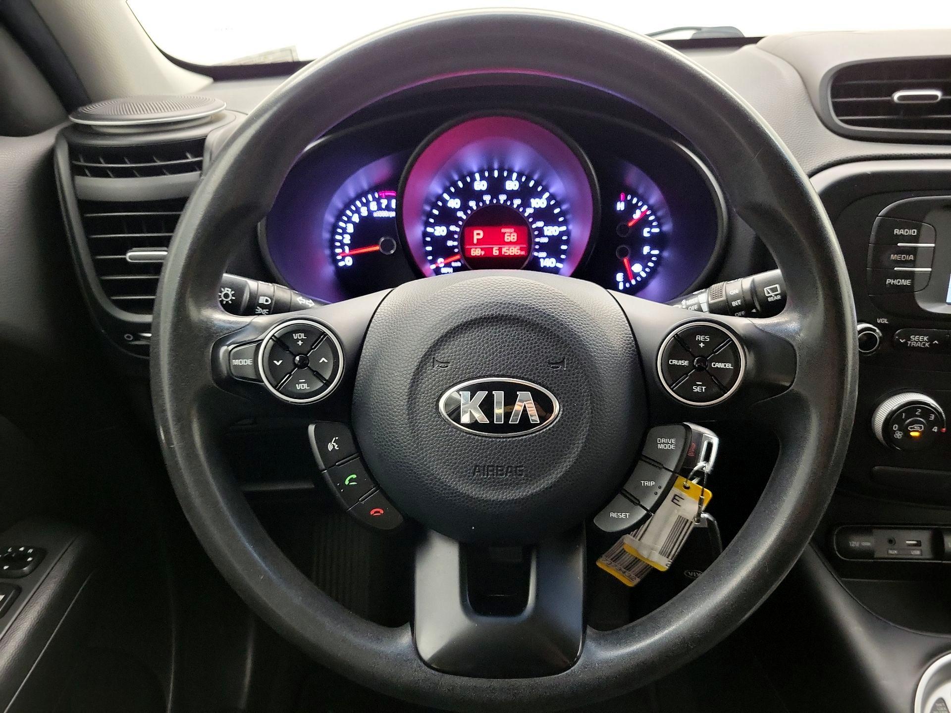 Thumbnail: 2017 Kia Soul - 10