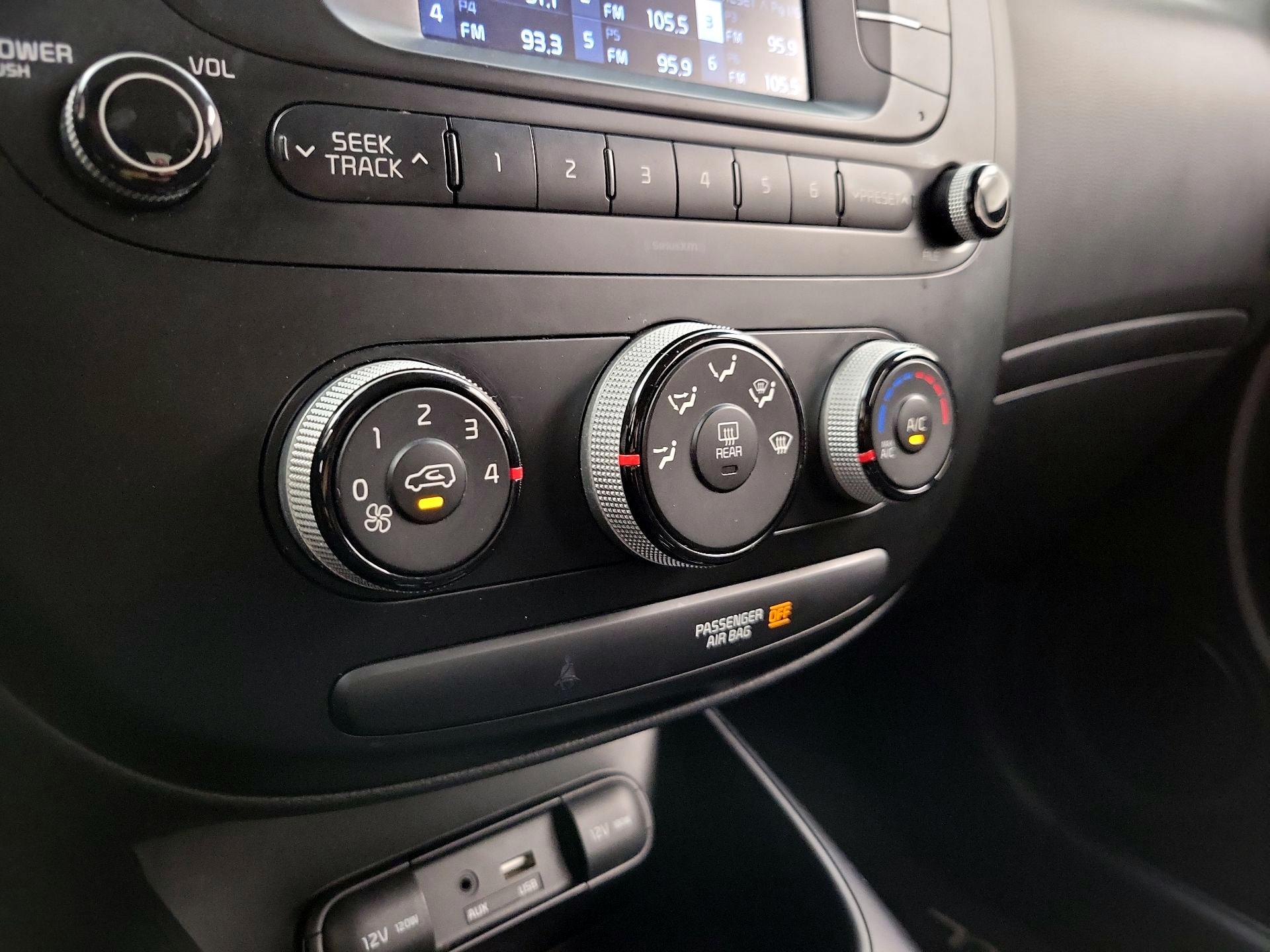 Thumbnail: 2017 Kia Soul - 15