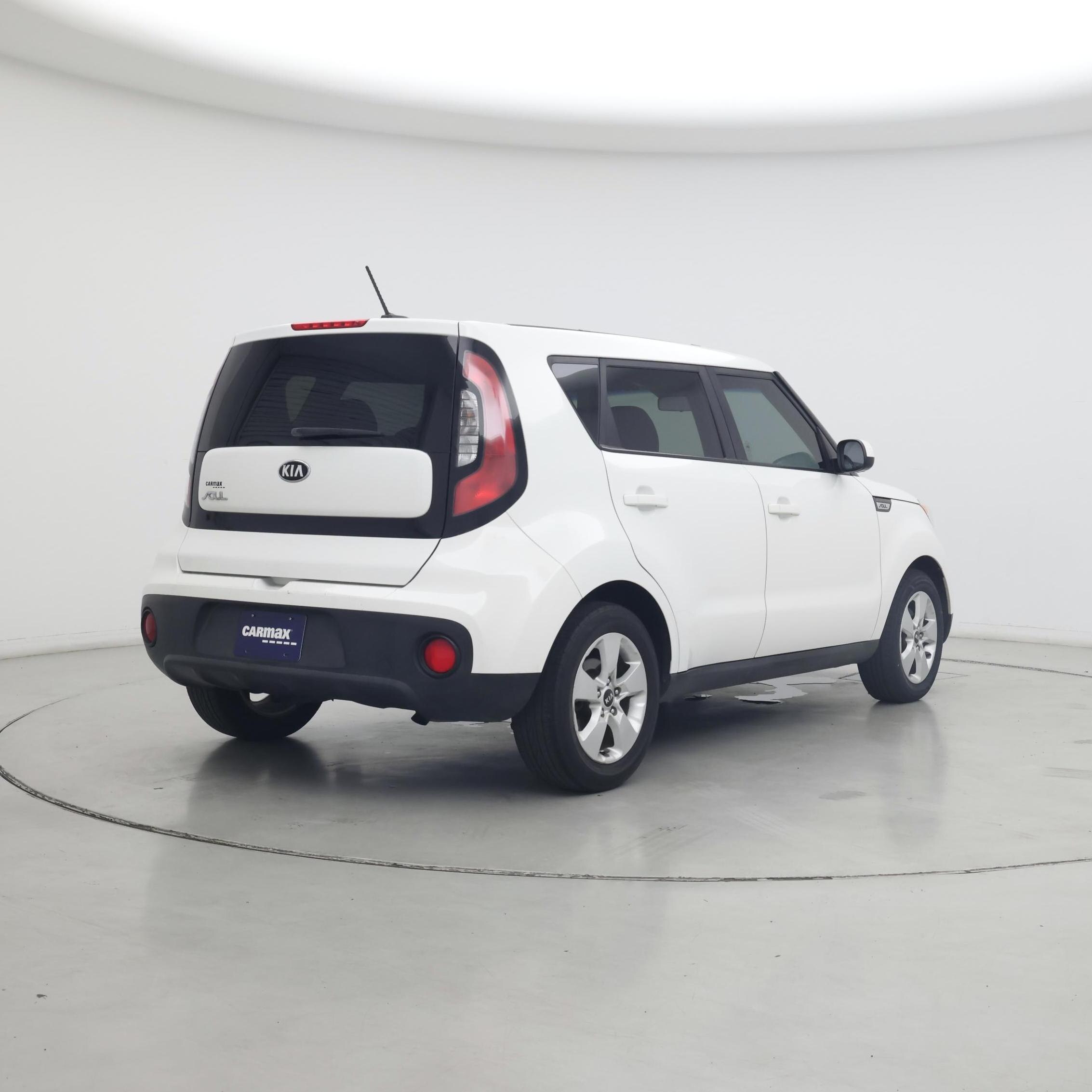 Thumbnail: 2017 Kia Soul - 8
