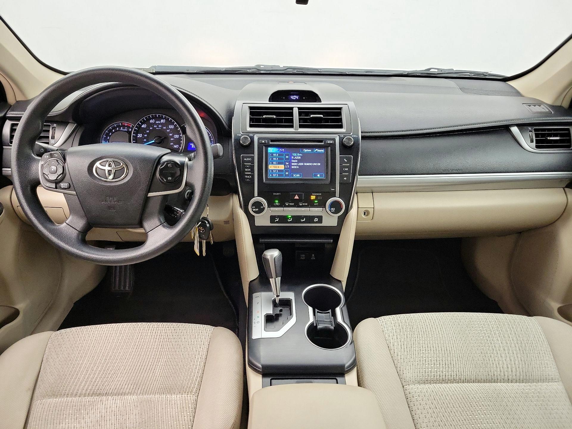 Thumbnail: 2013 Toyota Camry - 9