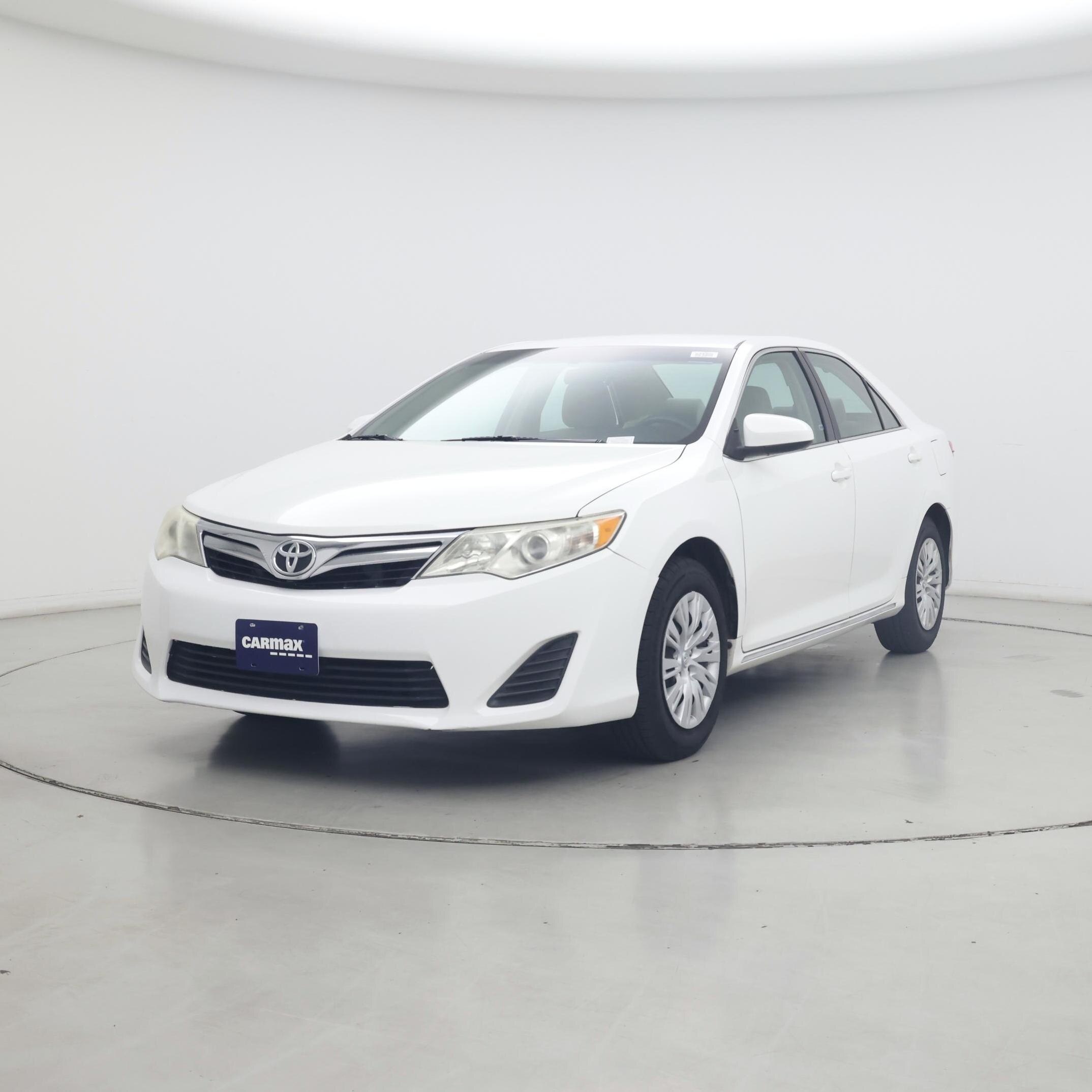 Thumbnail: 2013 Toyota Camry - 4