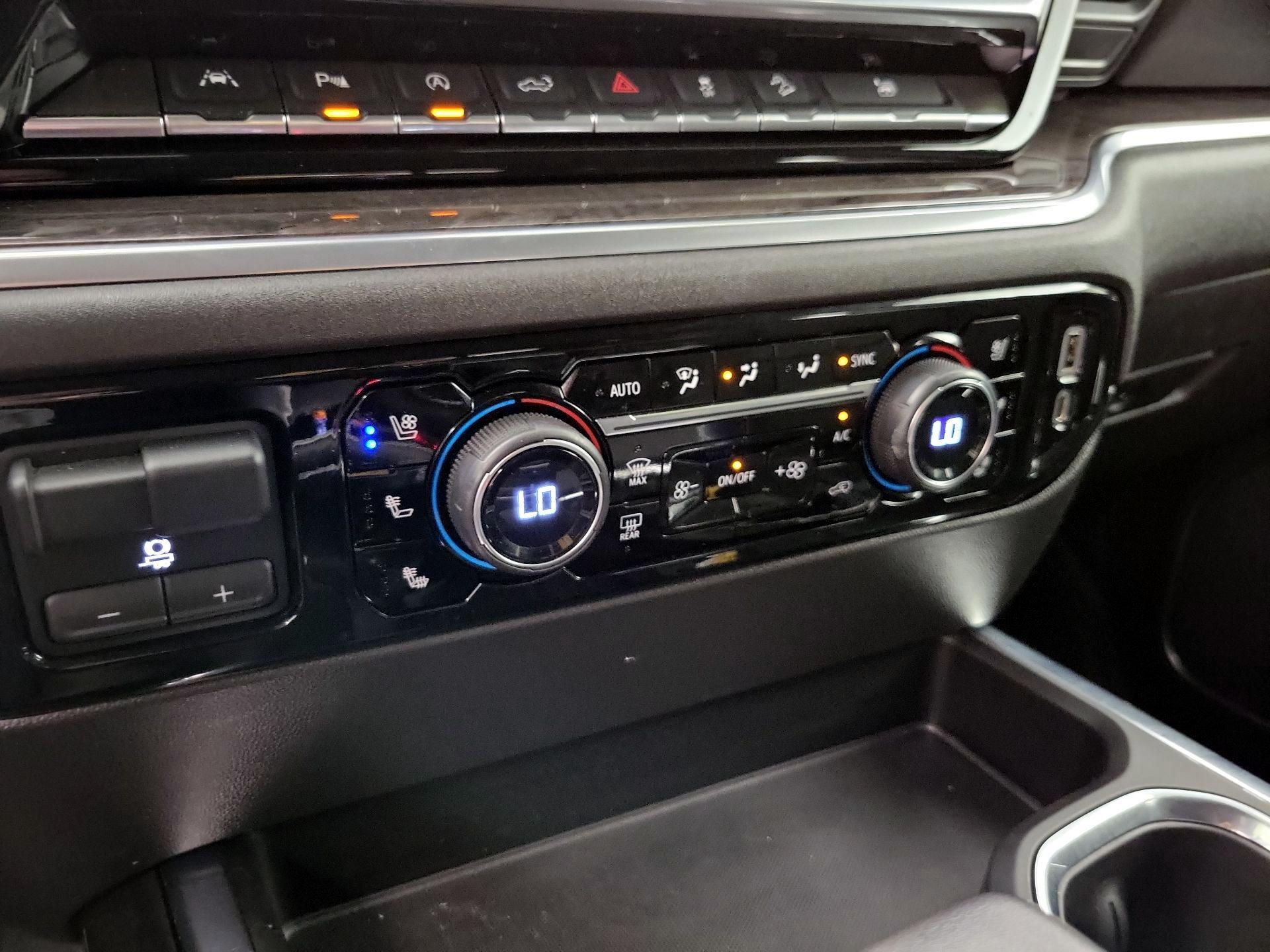 Thumbnail: 2022 Chevrolet Silverado 1500 - 17