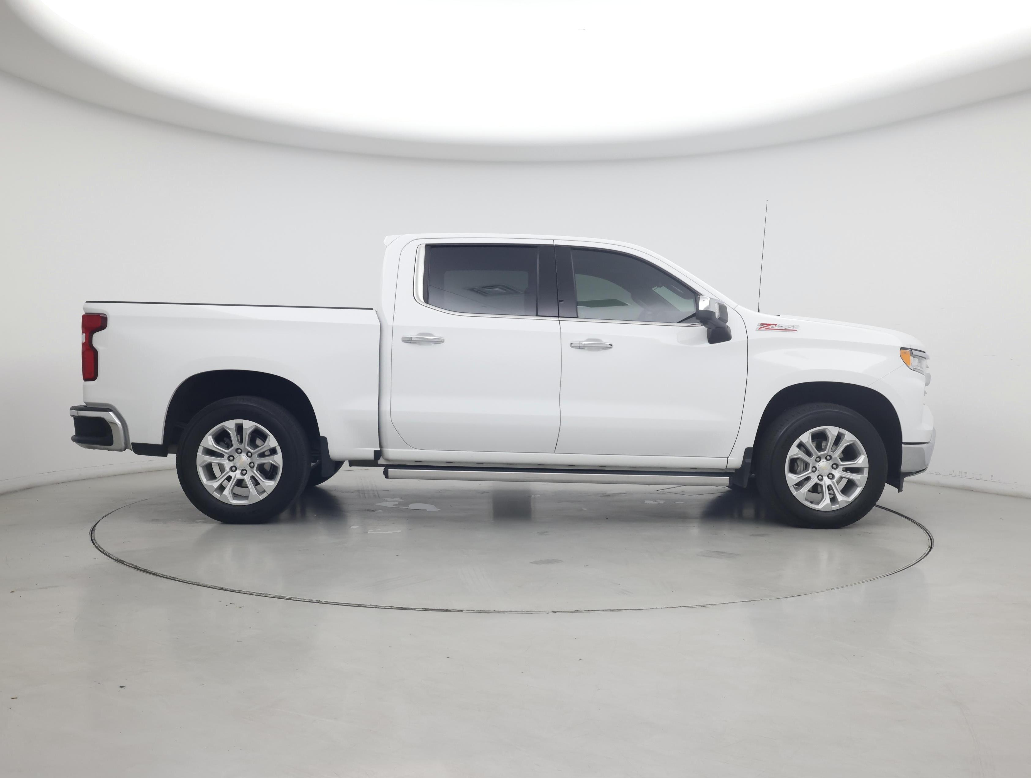 Thumbnail: 2022 Chevrolet Silverado 1500 - 7